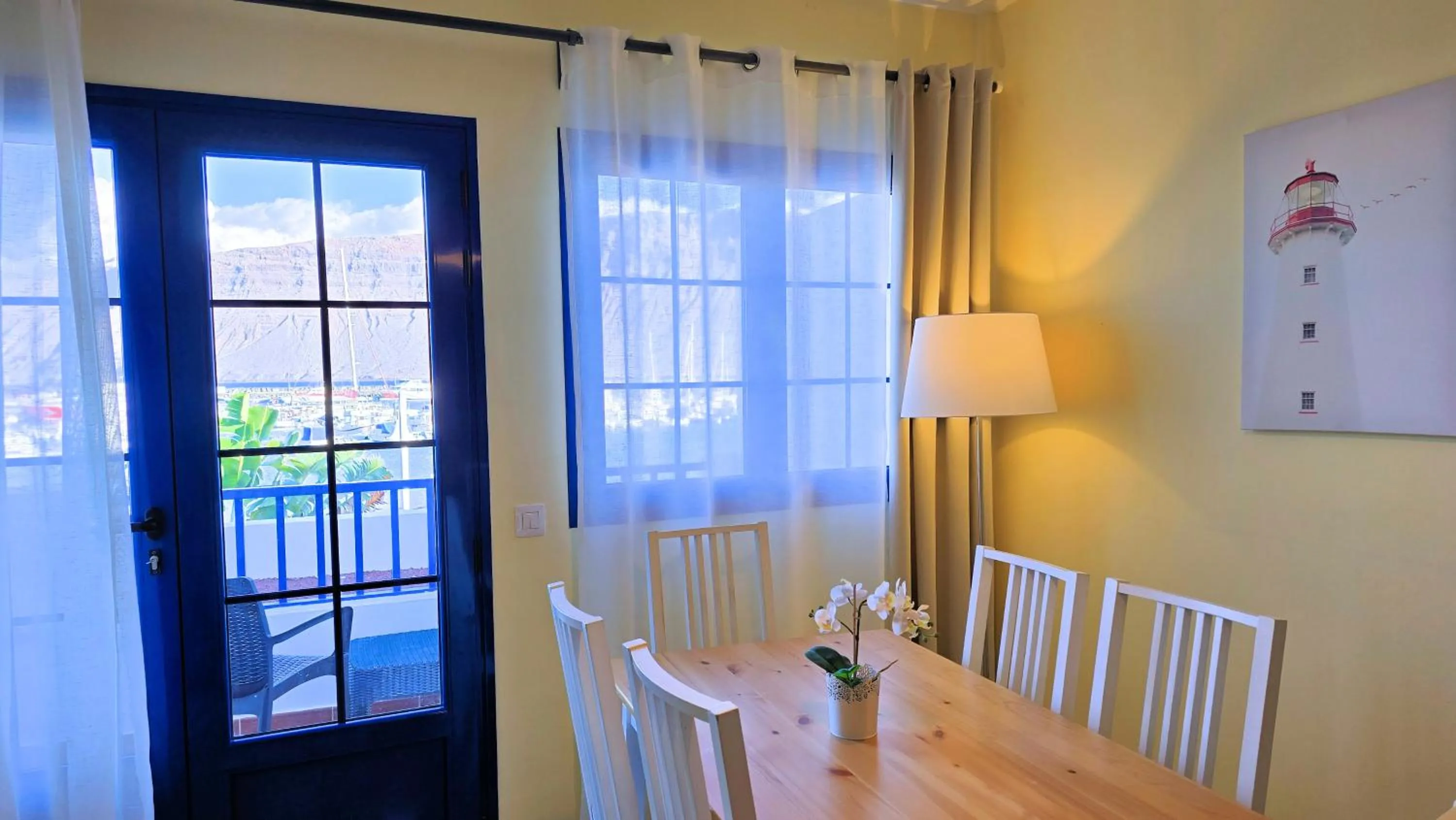 Evita Beach Suites Exclusivas