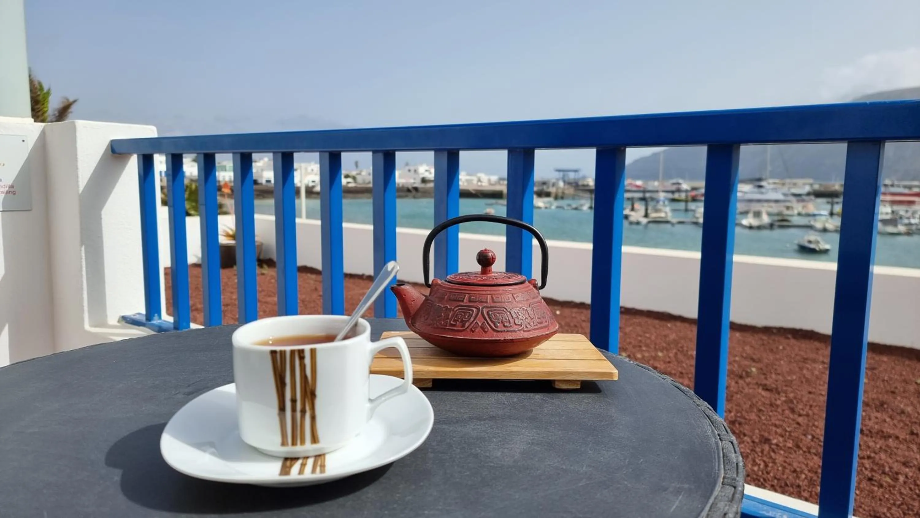 Coffee/tea facilities in Evita Beach Suites Exclusivas