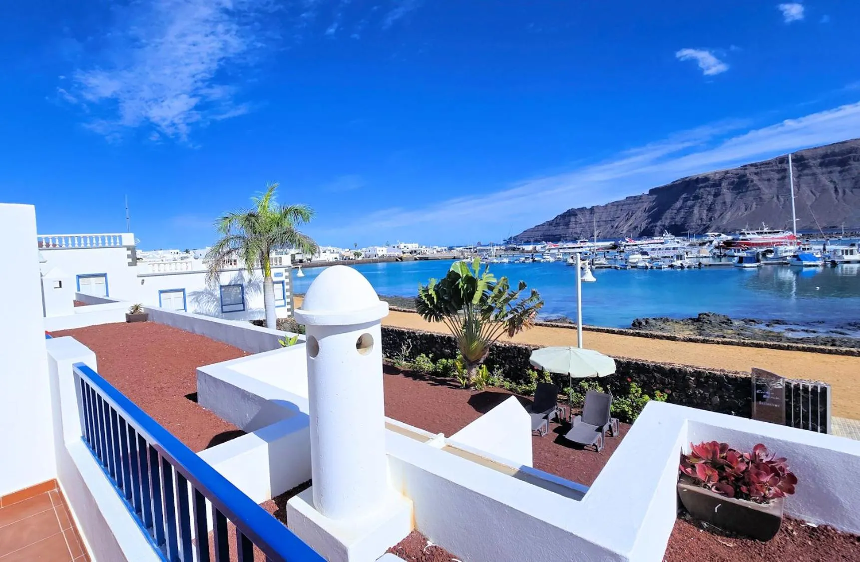 Evita Beach Suites Exclusivas