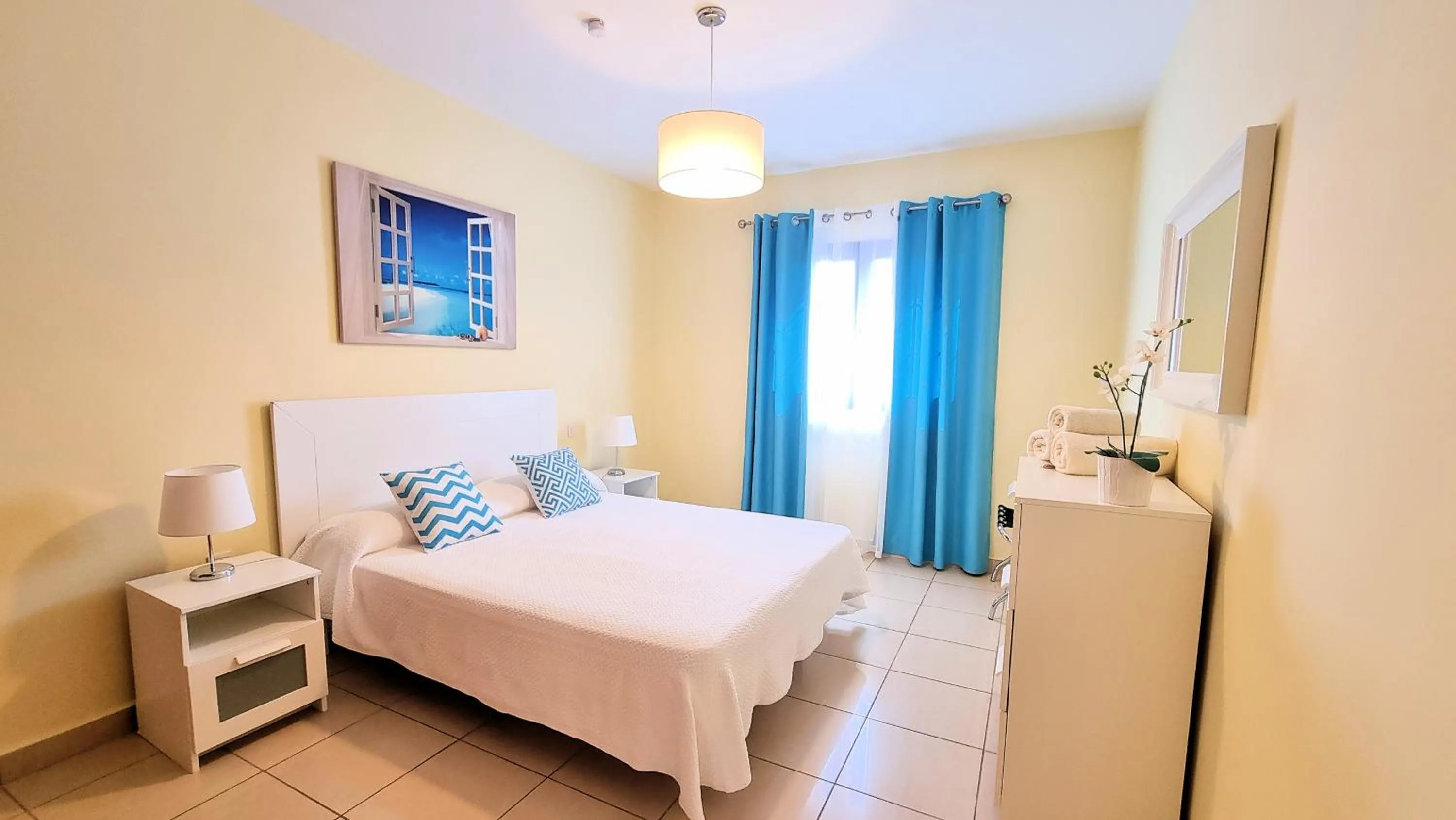 Bedroom, Bed in Evita Beach Suites Exclusivas
