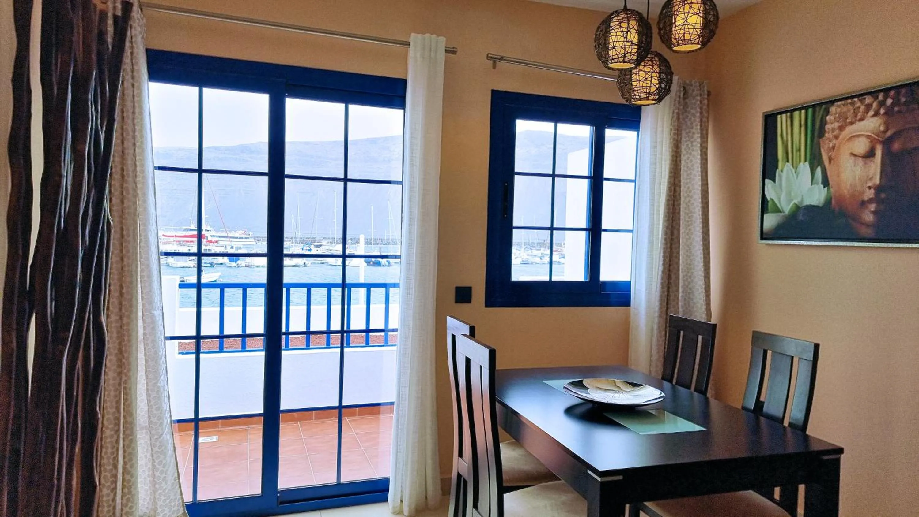 Lounge or bar in Evita Beach Suites Exclusivas