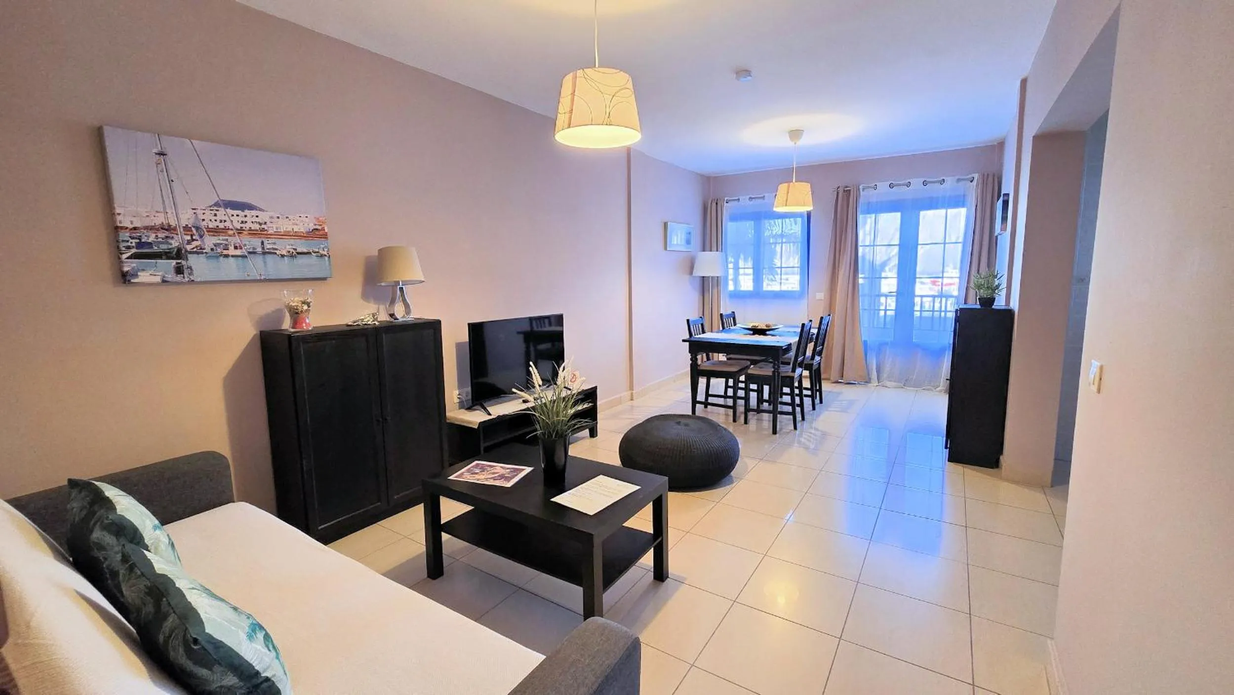 Evita Beach Suites Exclusivas