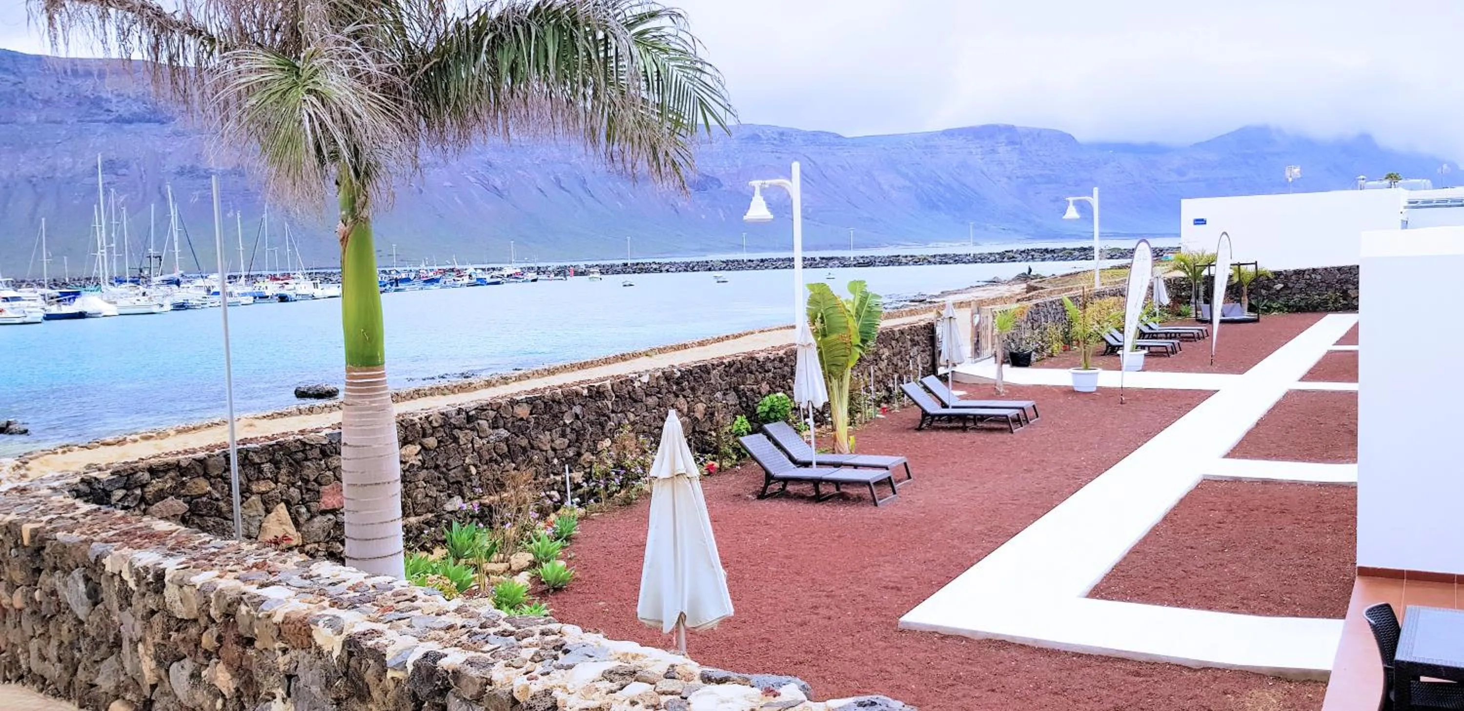 Evita Beach Suites Exclusivas