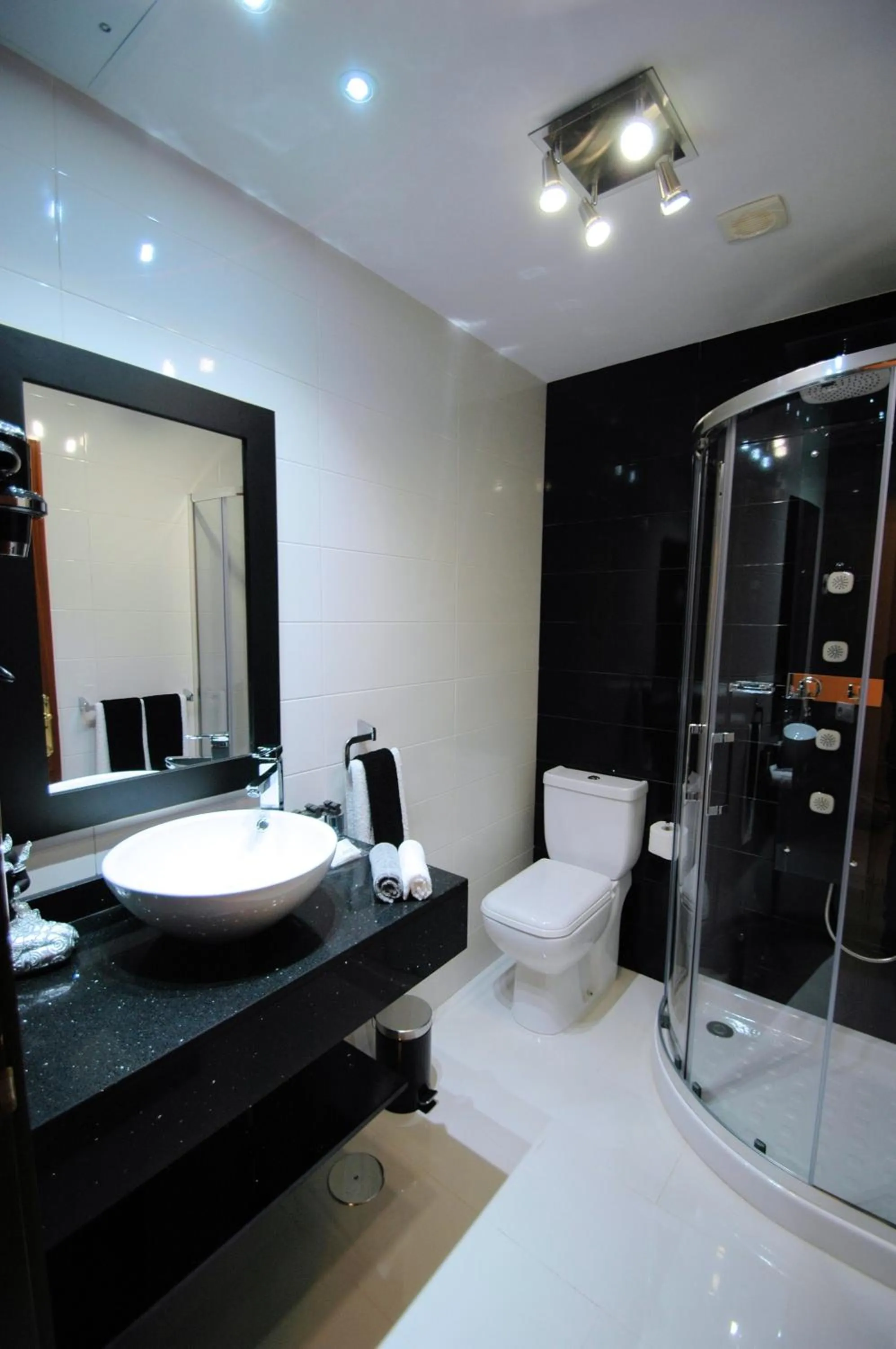 Bathroom in Evita Beach Suites Exclusivas