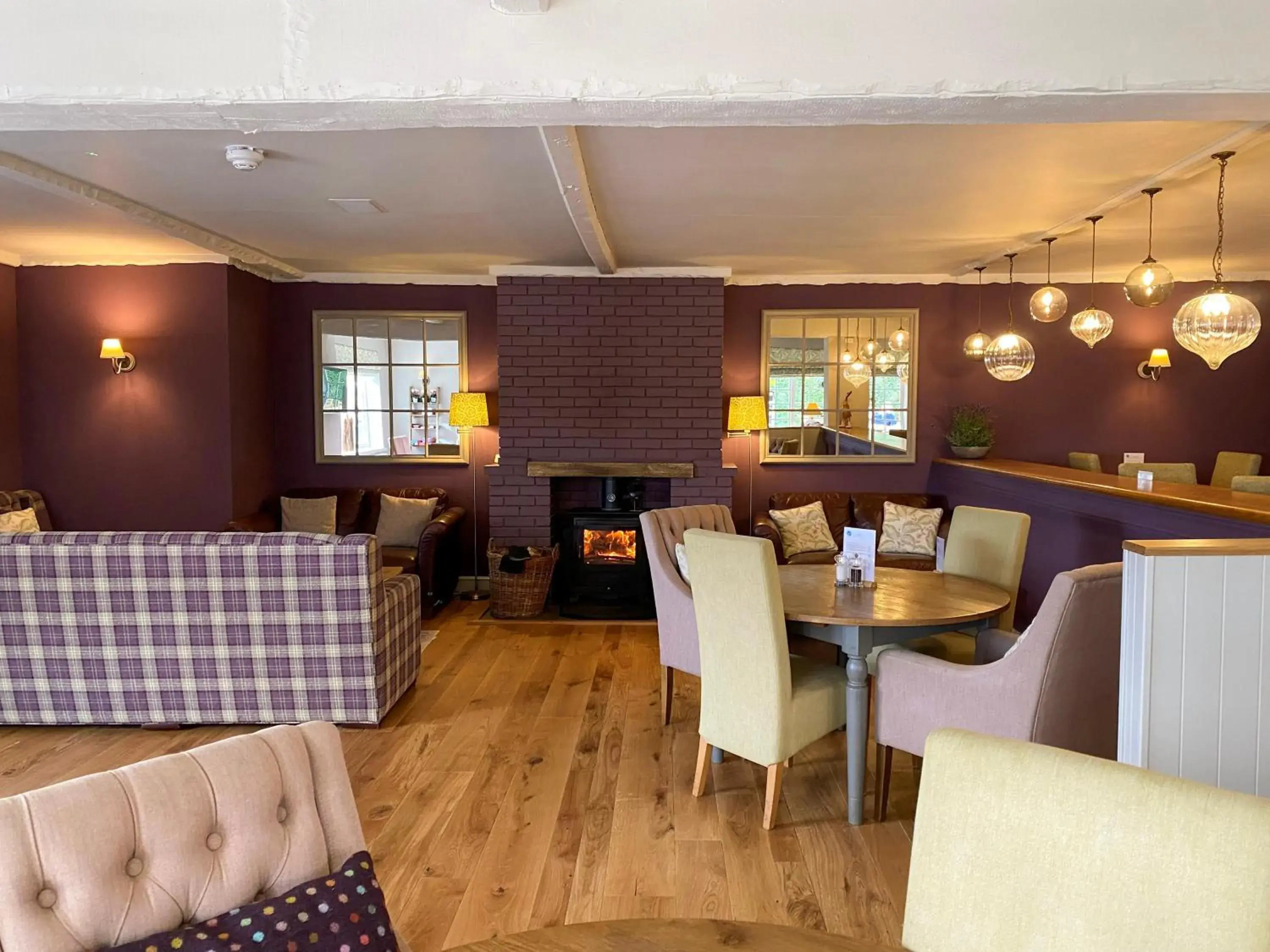 Lounge or bar in Caley Hall Lounge or bar in Caley Hall