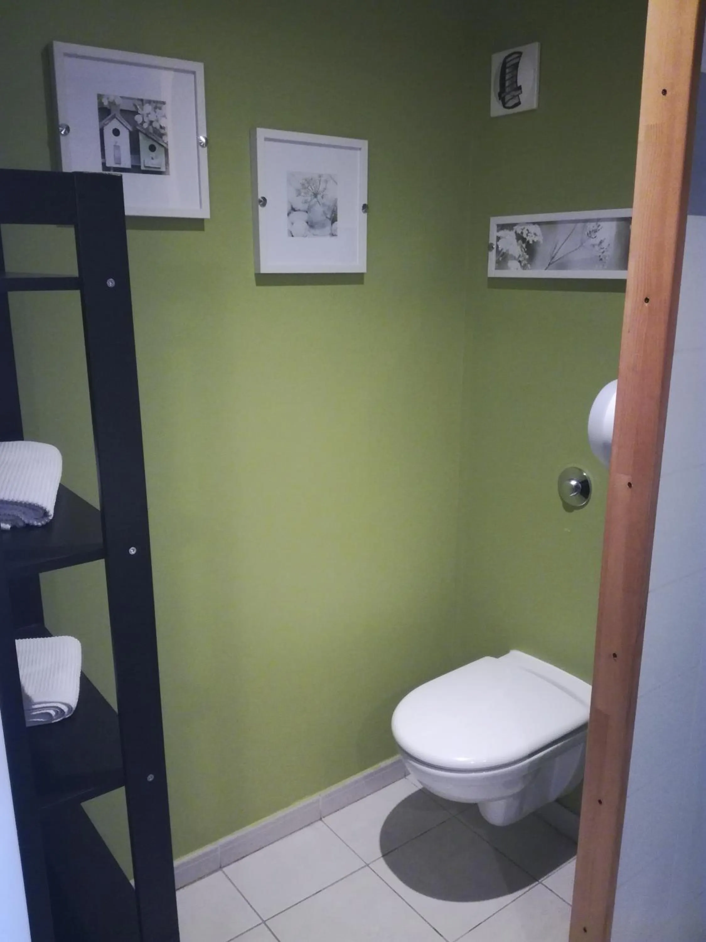 Toilet in Fasthotel Montpellier Baillargues