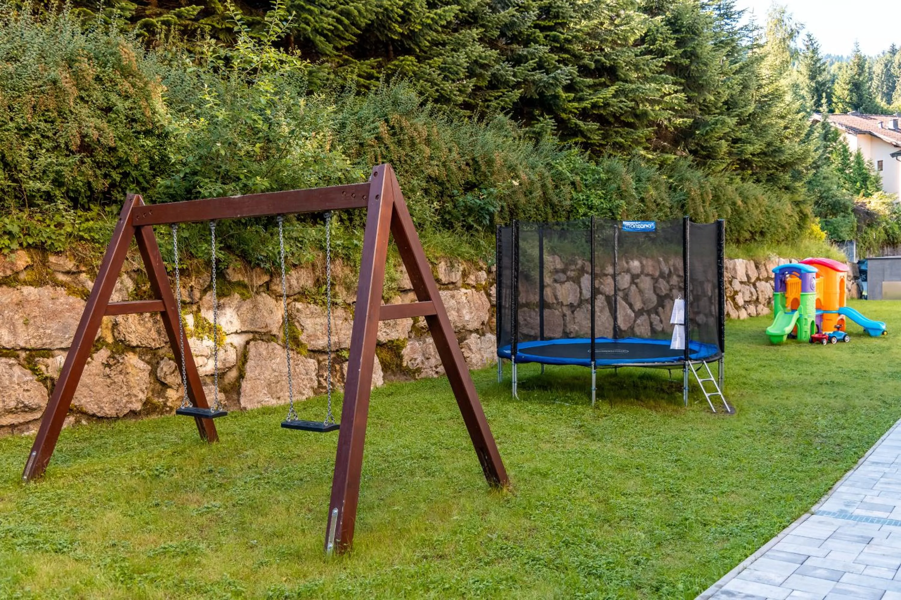 Children play ground in Lifthotel