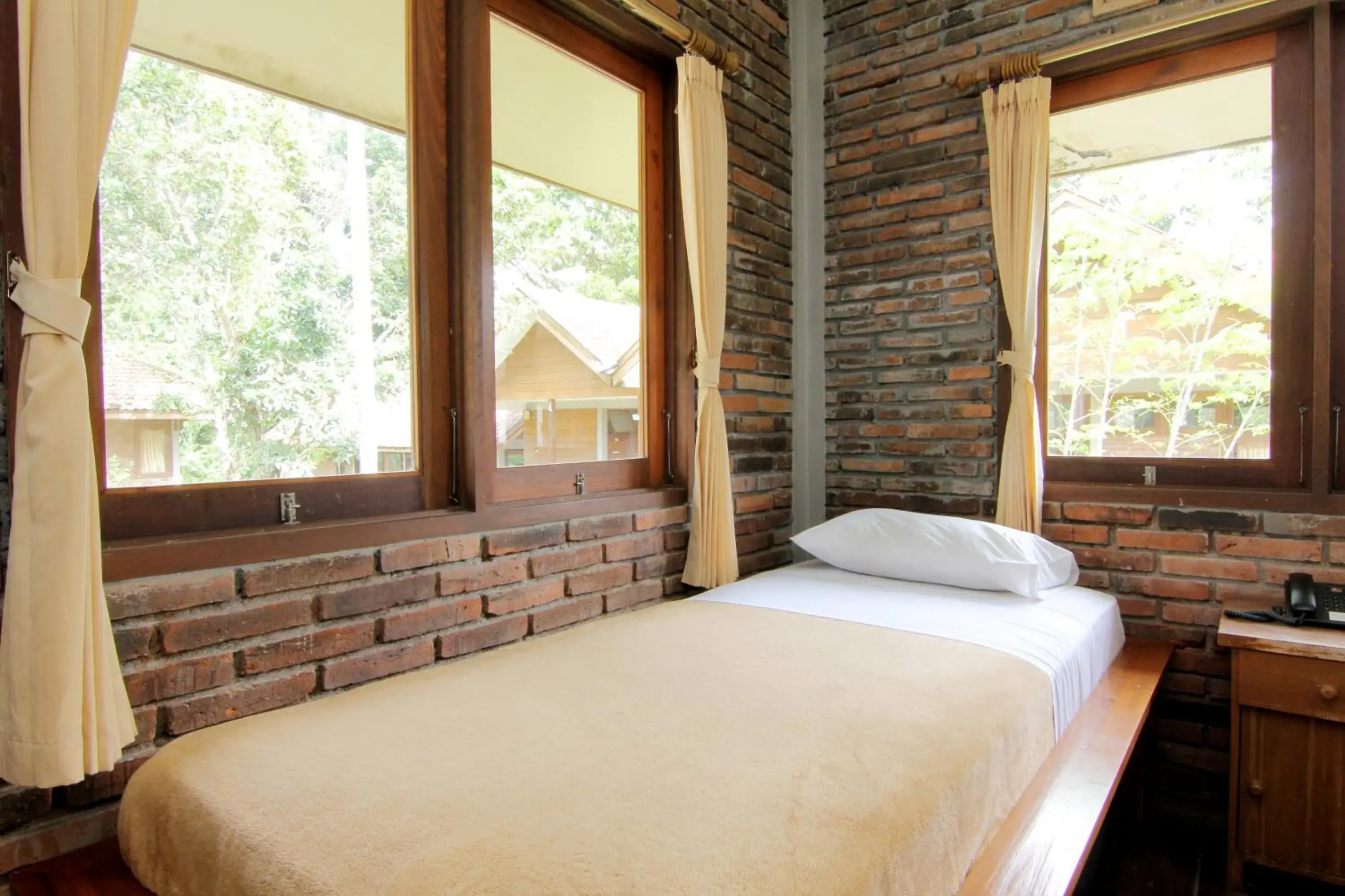 Bedroom, Bed in Disaster Oasis Bedroom, Bed in Disaster Oasis