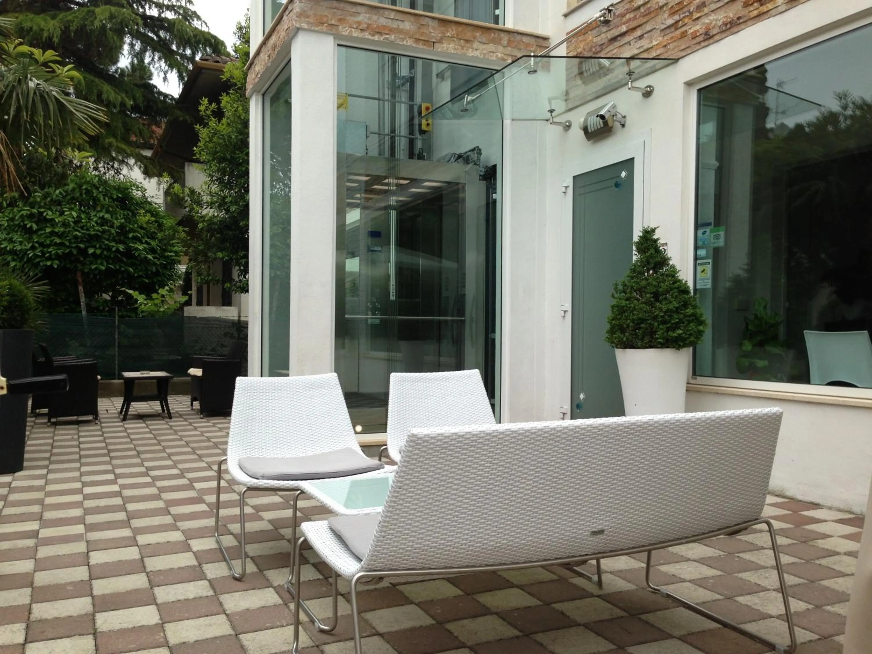 Facade/entrance in Villa Liliana