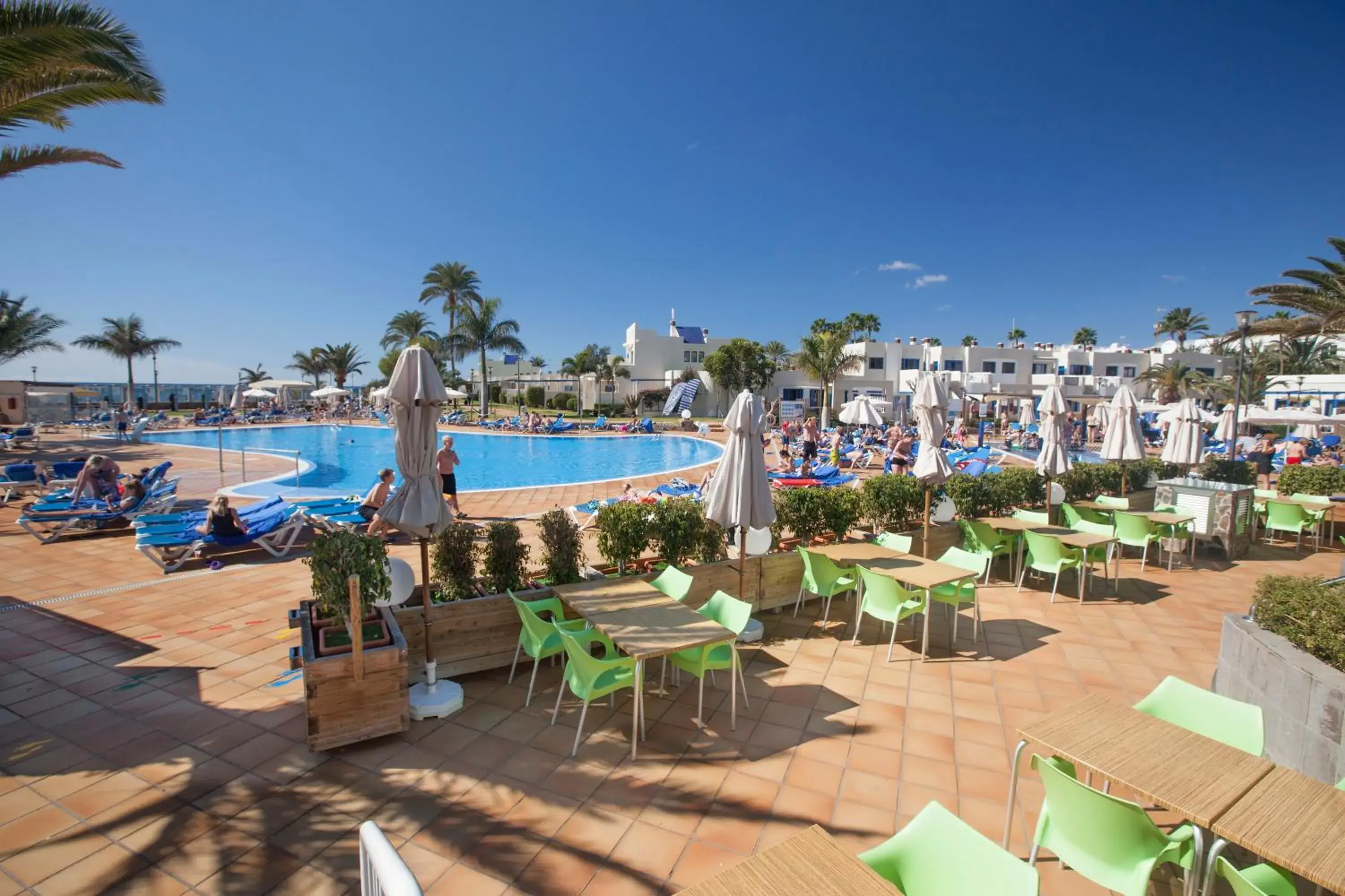 Swimming pool in Grupotel Playa Feliz Swimming pool in Grupotel Playa Feliz
