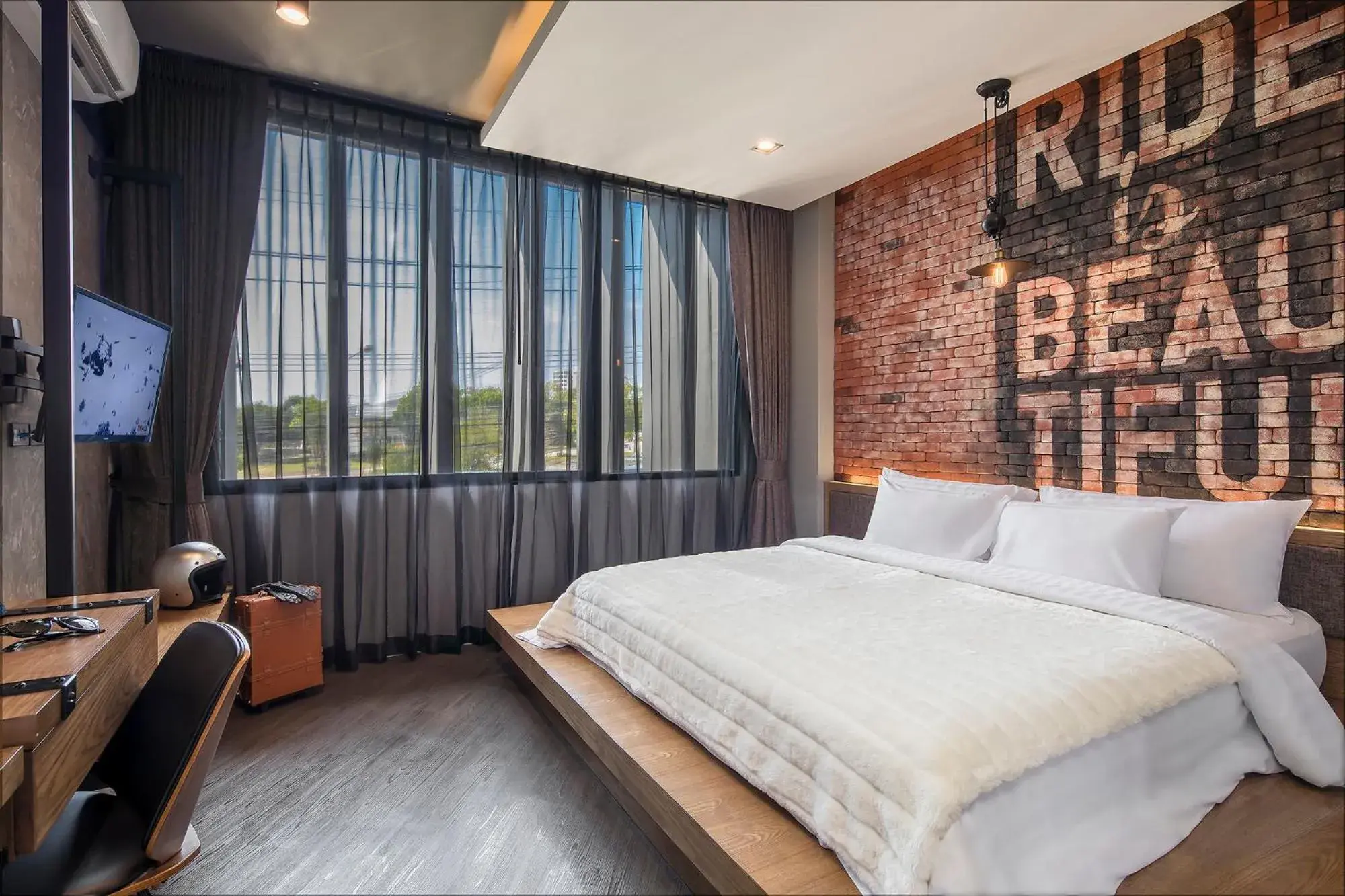 Bedroom, Bed in Wheeler Bed &Bike Bedroom, Bed in Wheeler Bed &Bike