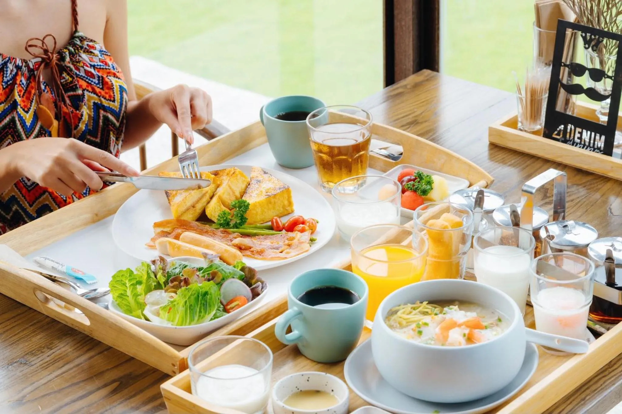 Breakfast in Wheeler Bed &Bike