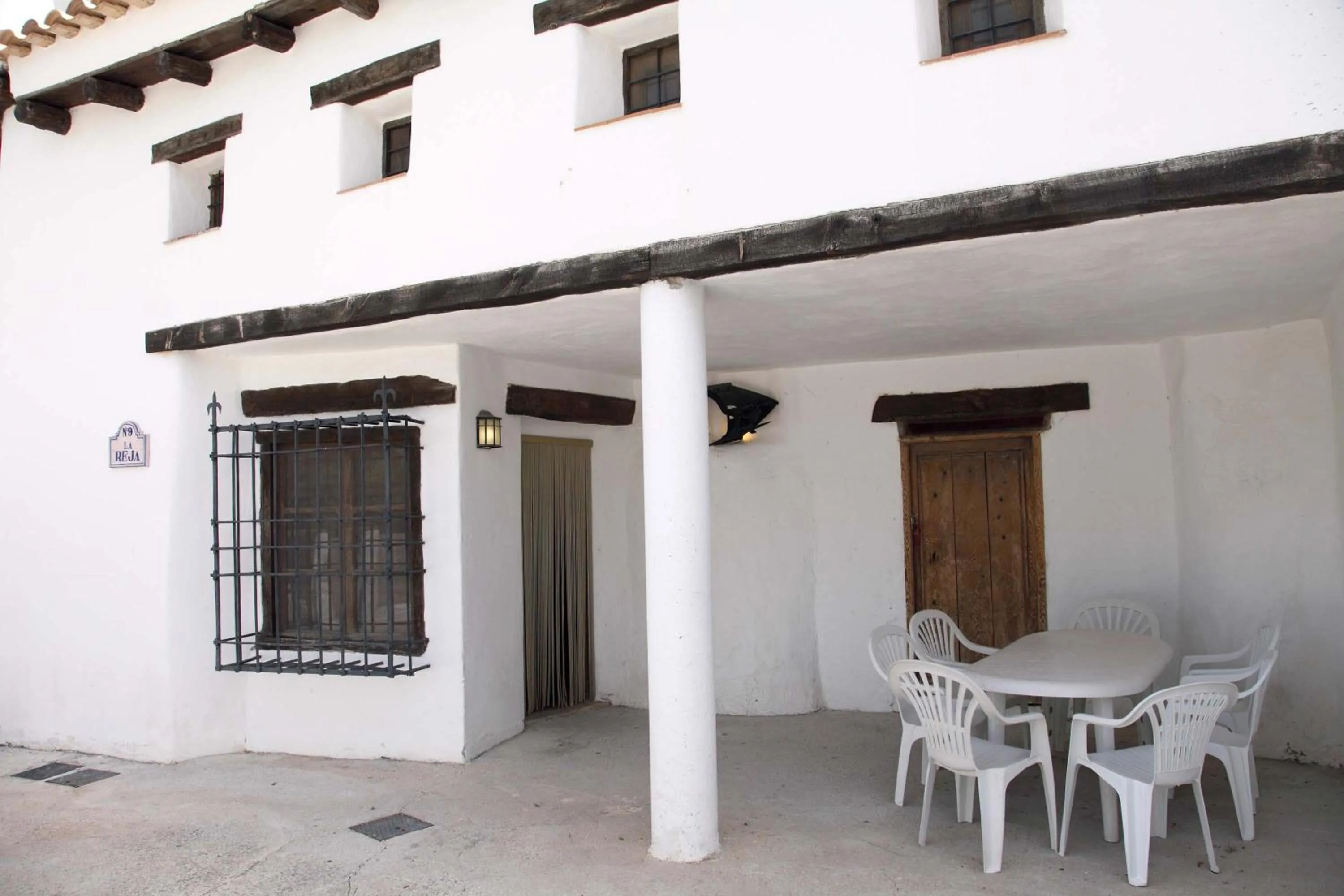Facade/entrance in Cuevas La Atalaya
