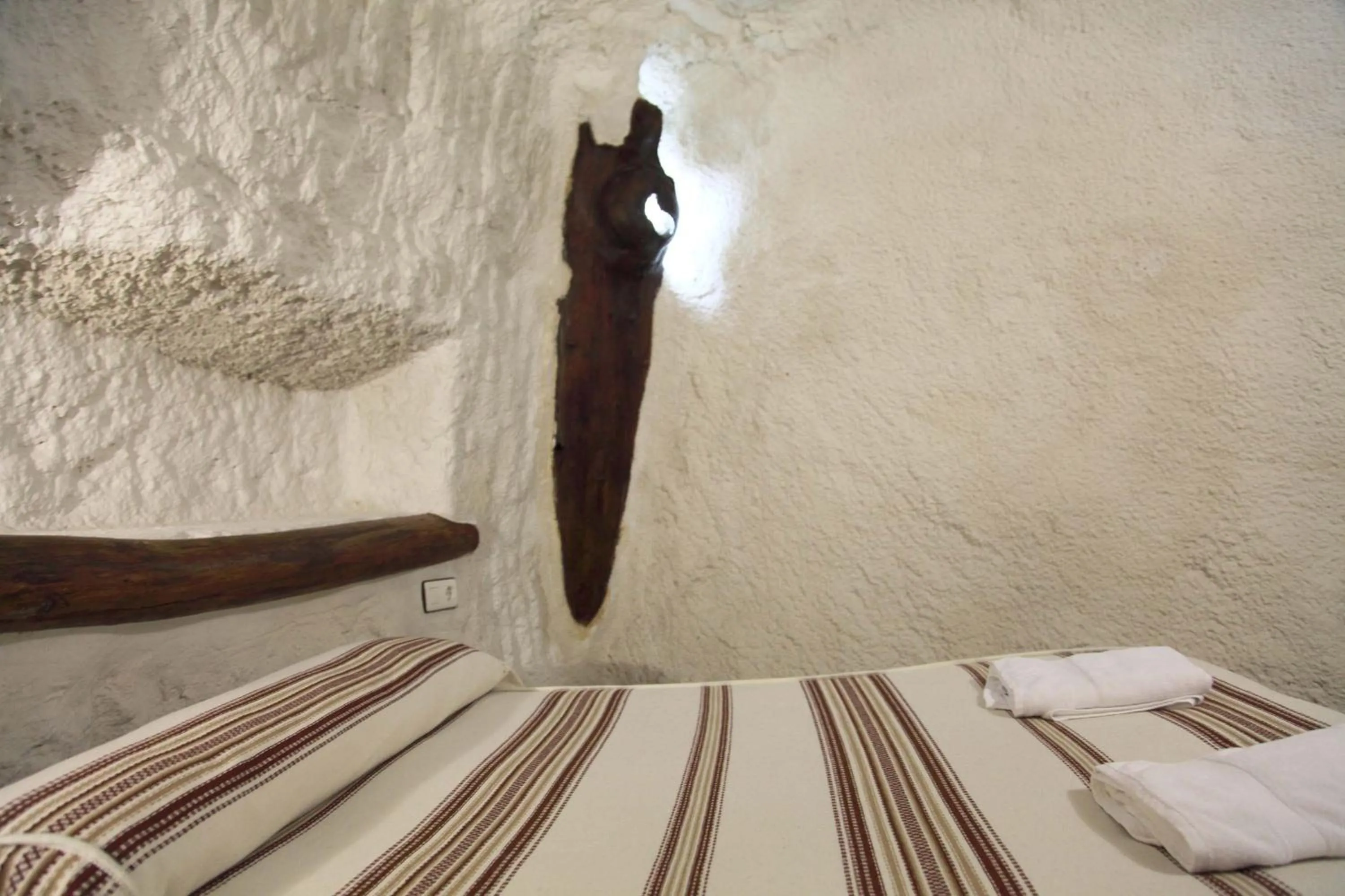 Bed in Cuevas La Atalaya