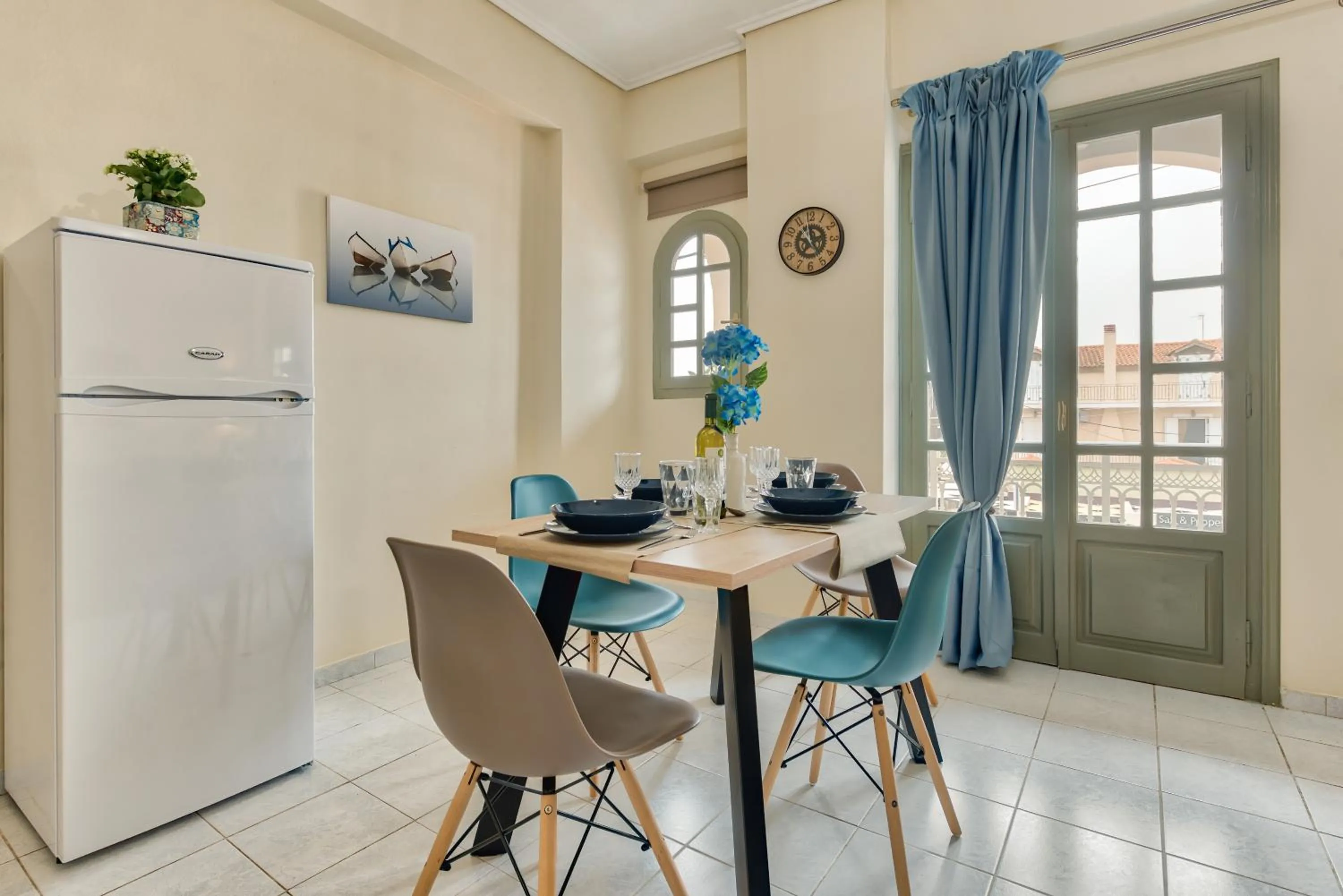 Kallas Apartments