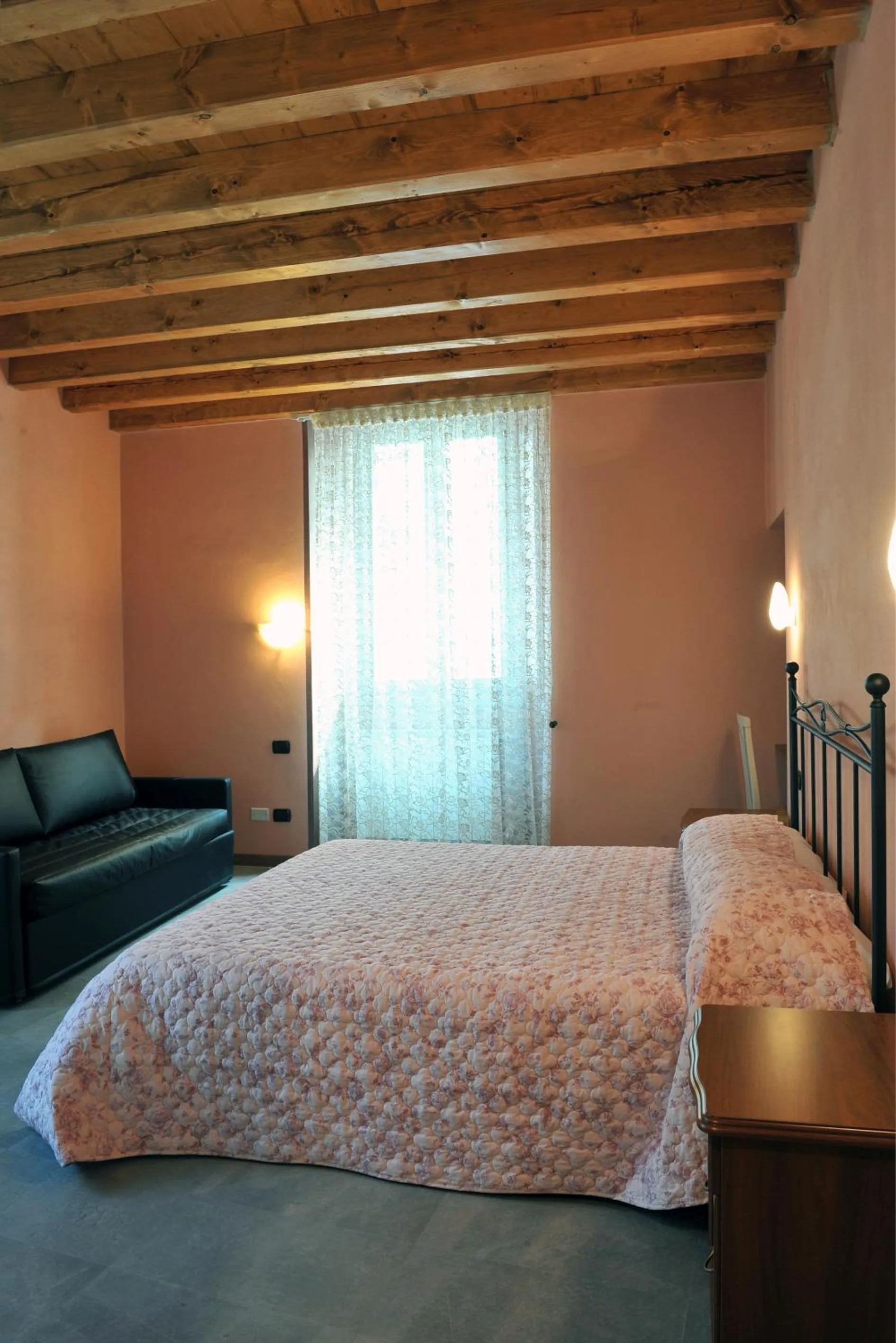 Bedroom, Bed in Locanda Sant'Antonio de foris