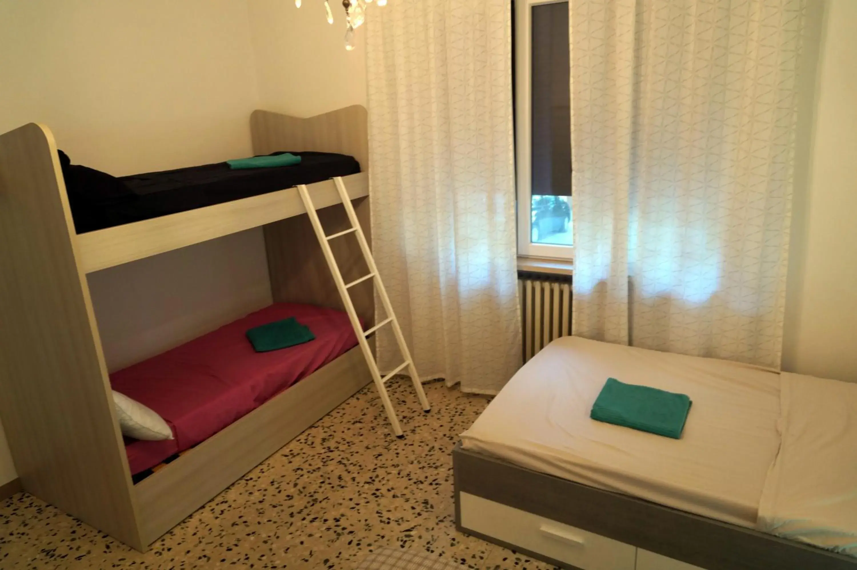 Quadruple Room with Private Bathroom in NOEMI & JULIENNE Quadruple Room with Private Bathroom in NOEMI & JULIENNE