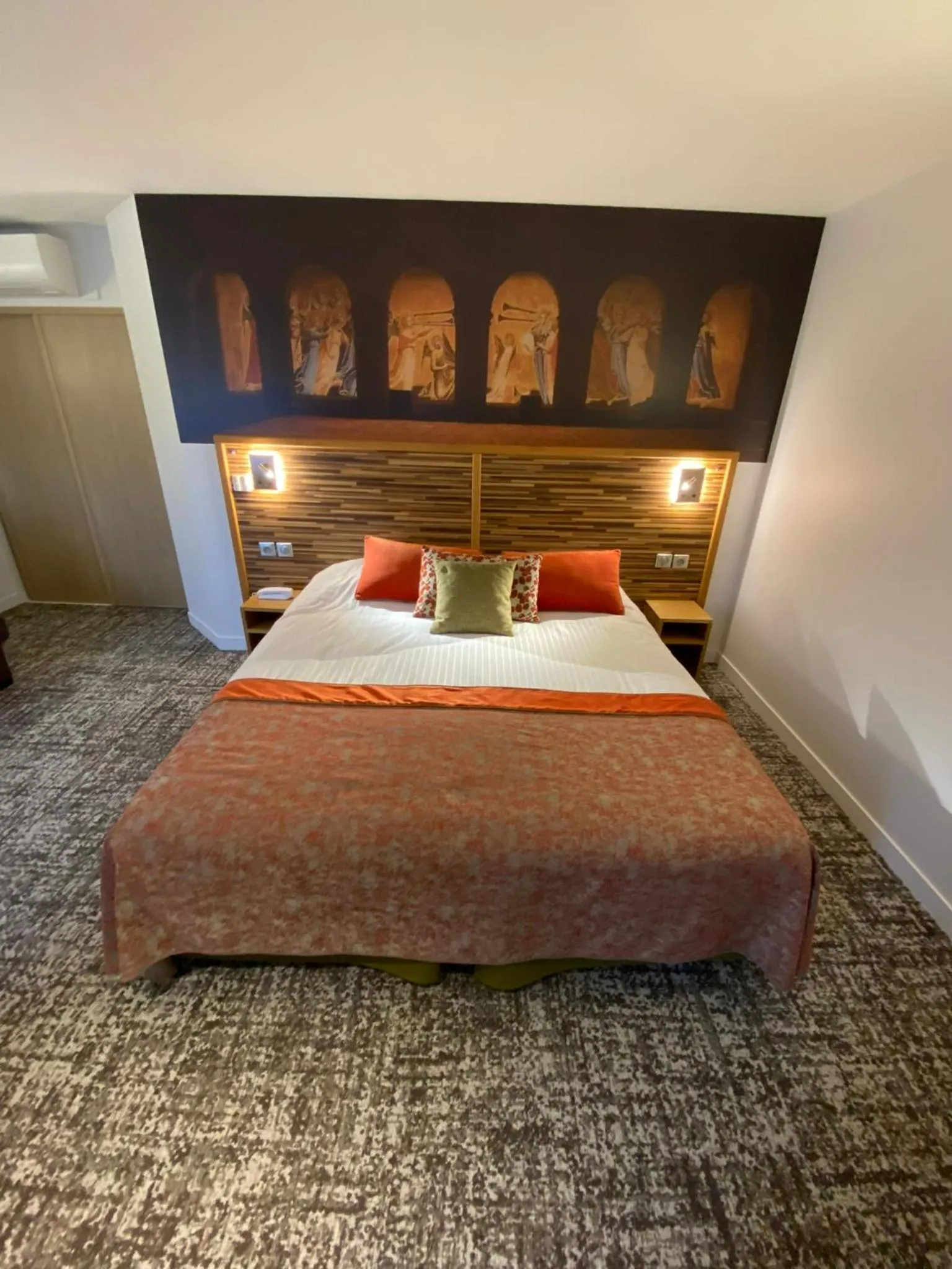 Bed in Logis - Le Christina