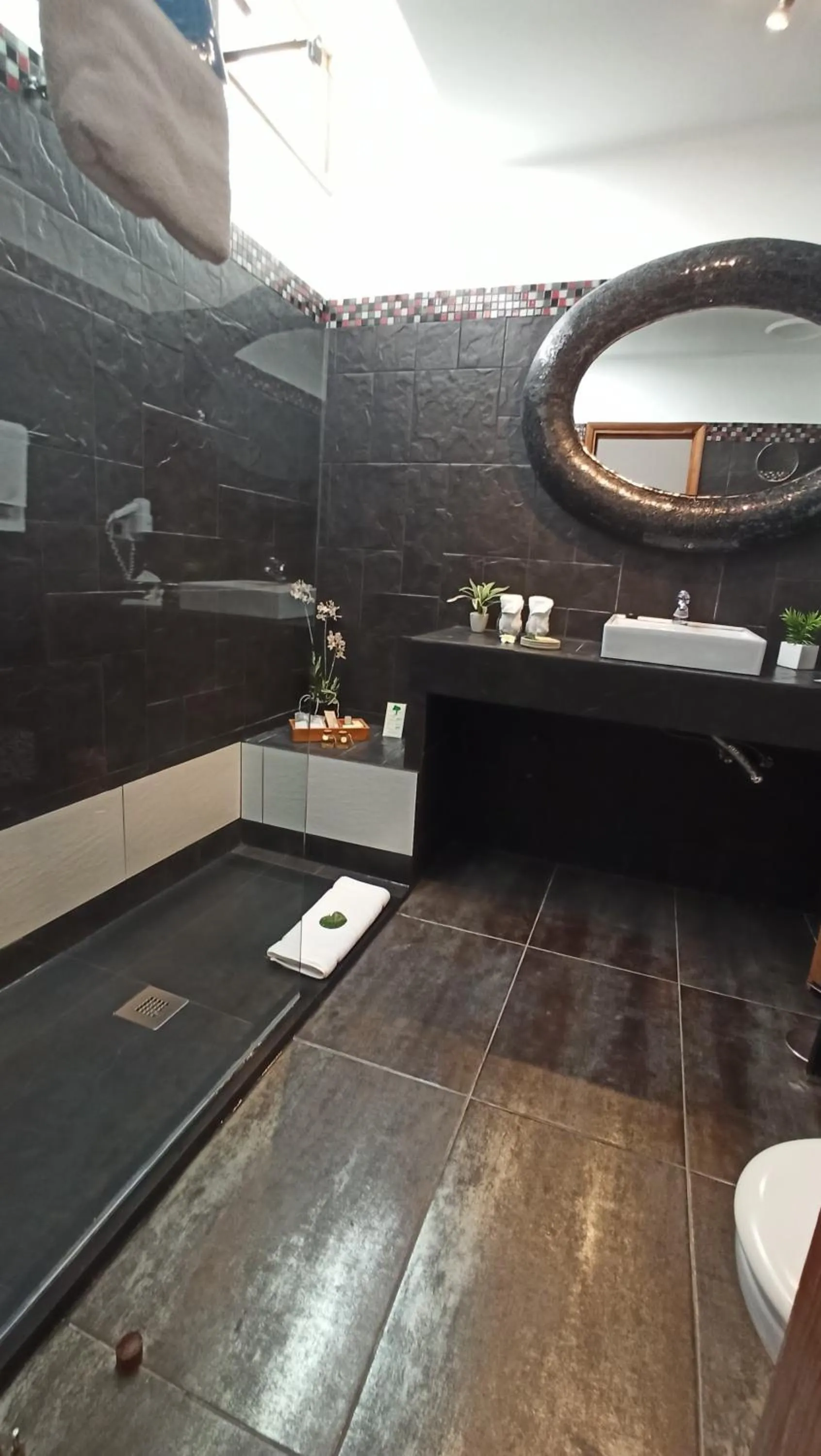 Bathroom in Birdcage Gay Men Resort and Lifestyle Hotel