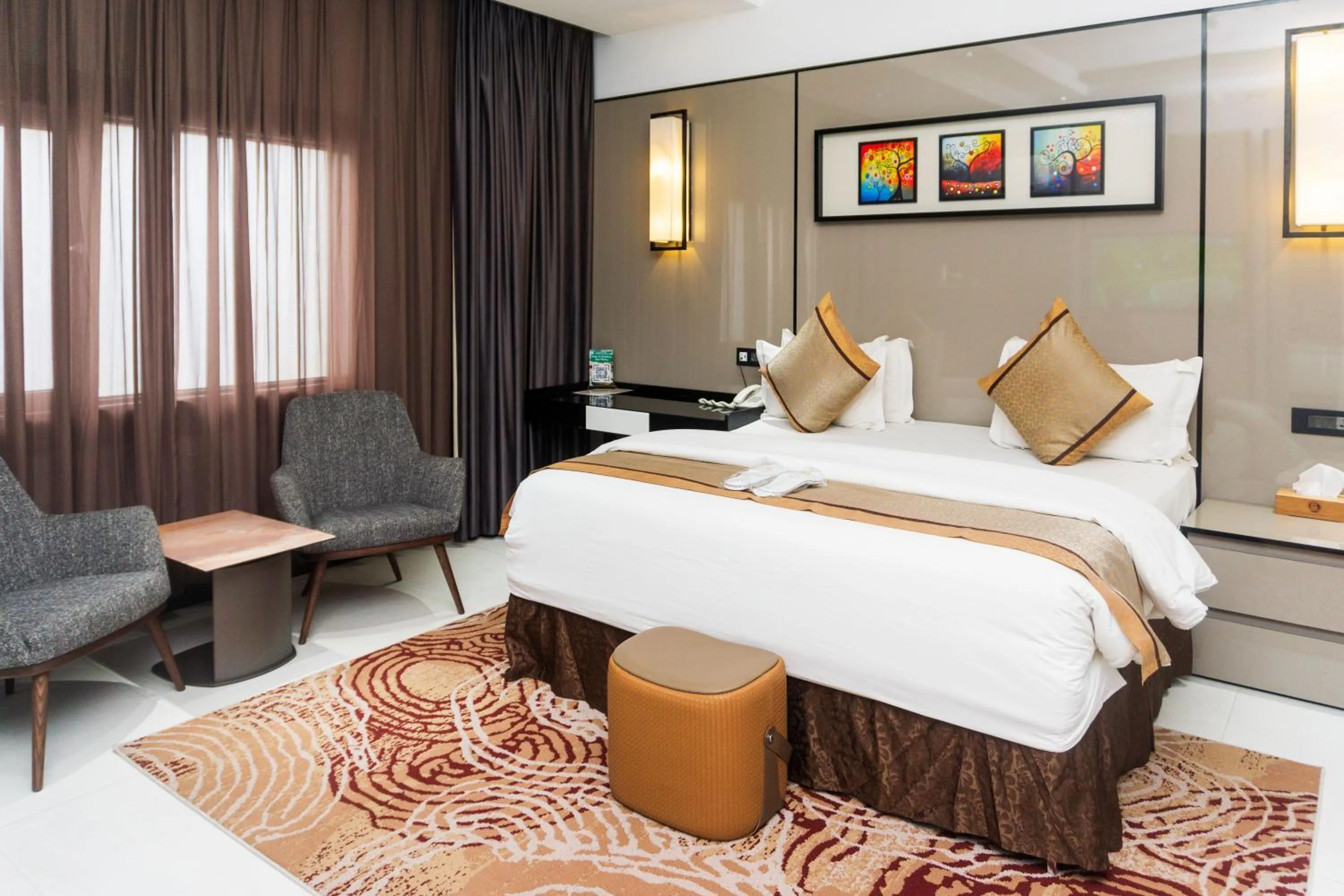 Bed in GreenPoint Hotel