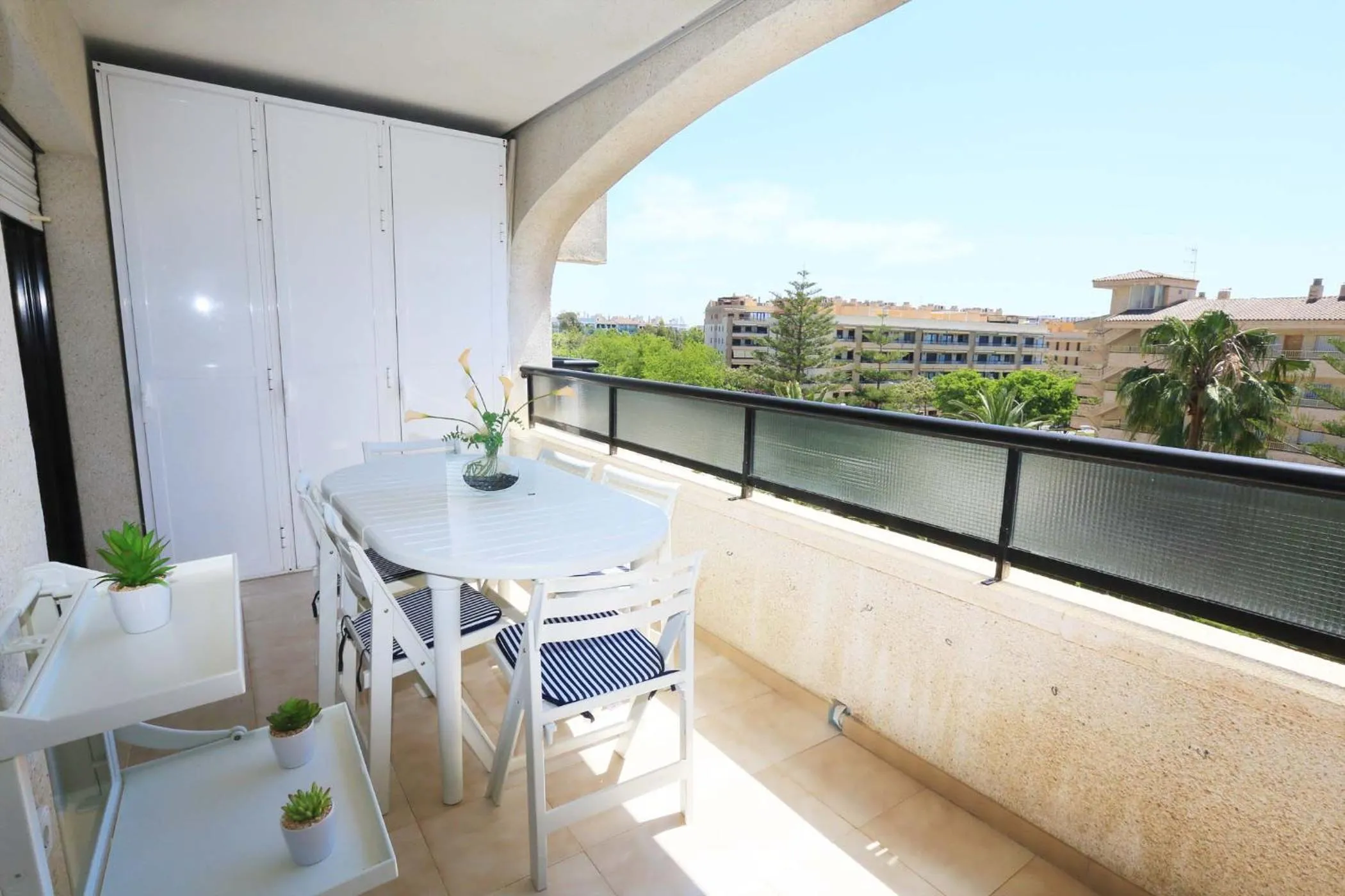 LITORAL COSTA DORADA - REGATA Only families