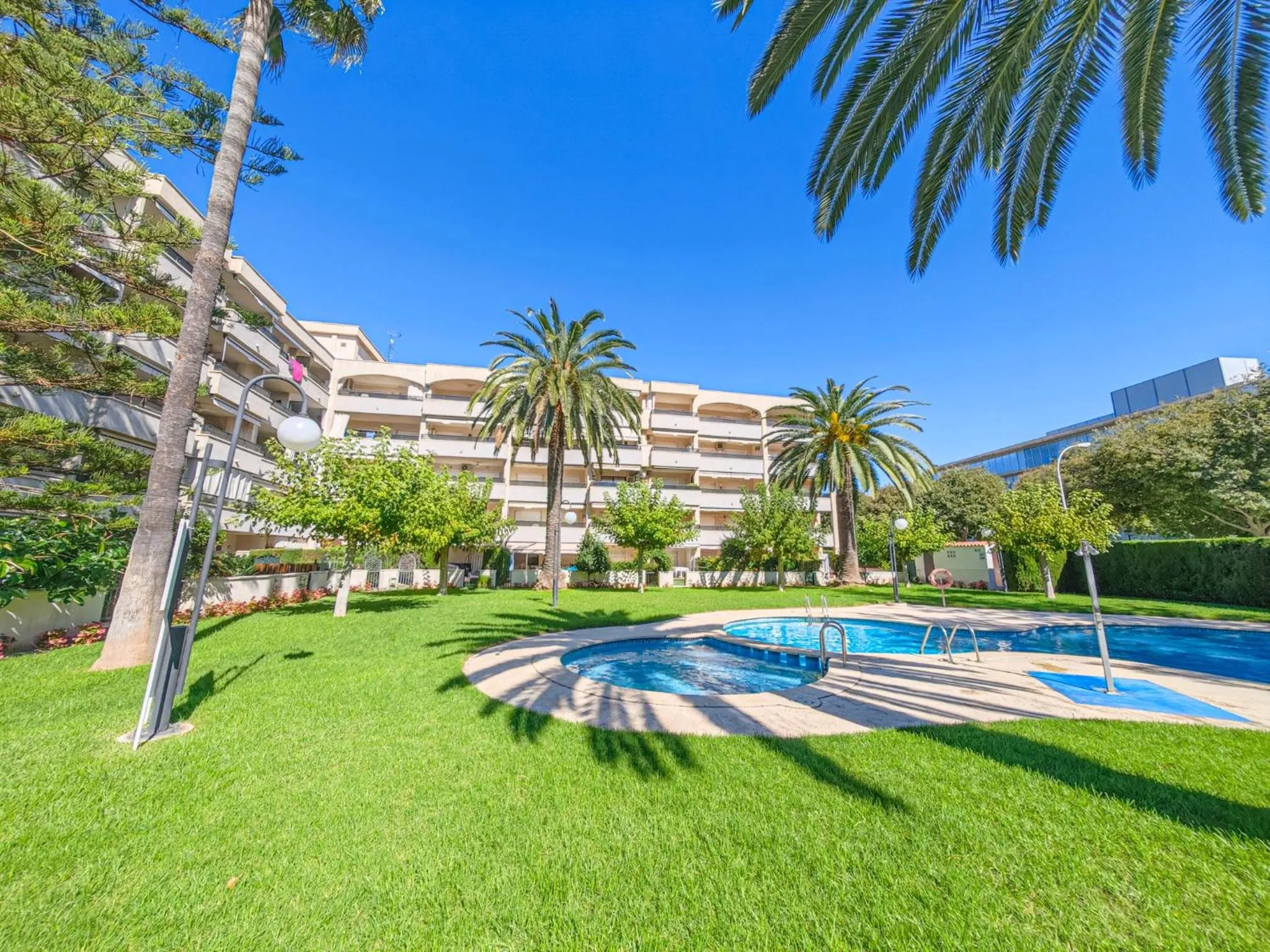 LITORAL COSTA DORADA - REGATA Only families