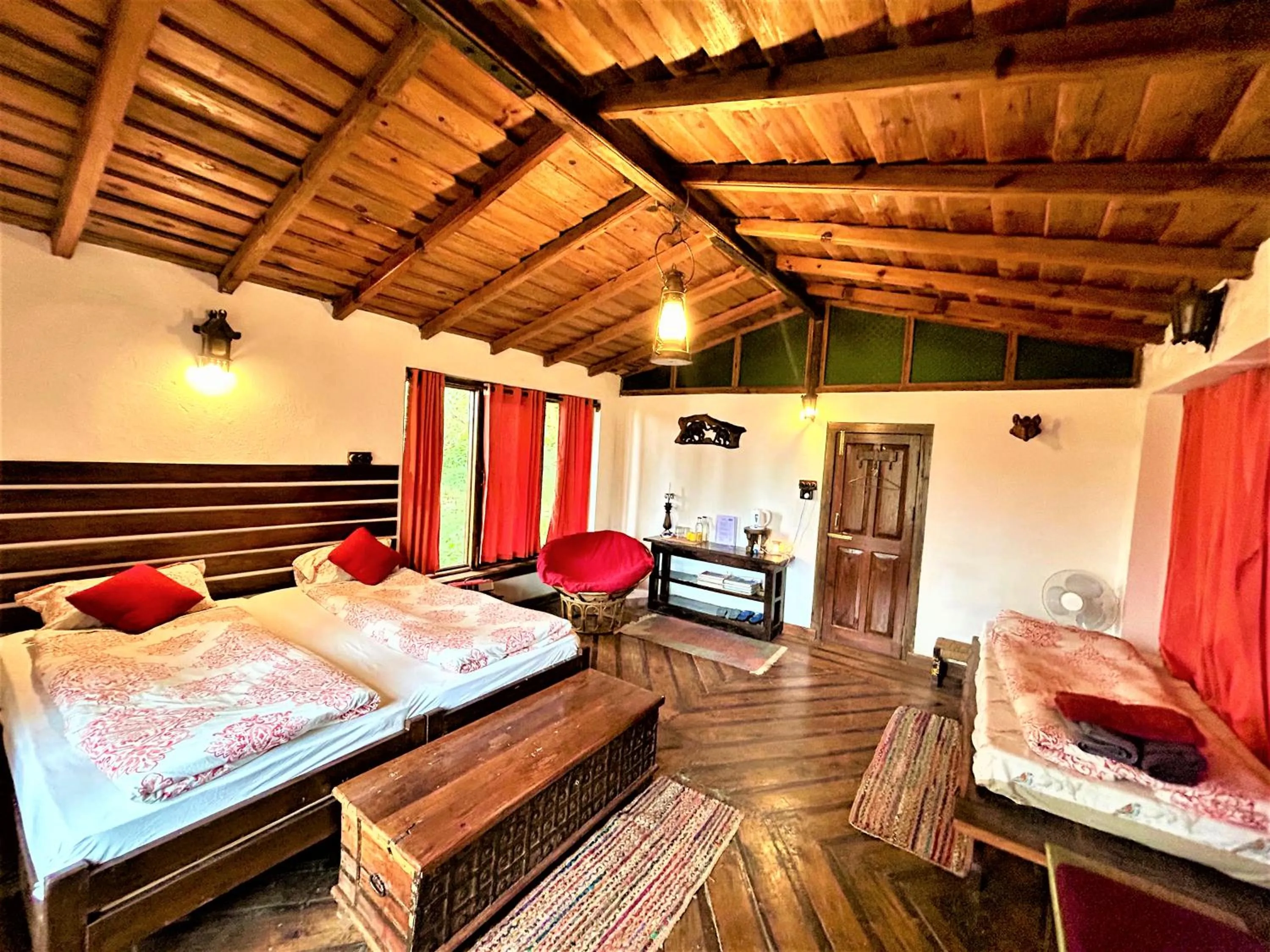 Bedroom, Bed in Jungle Lore Birding Lodge