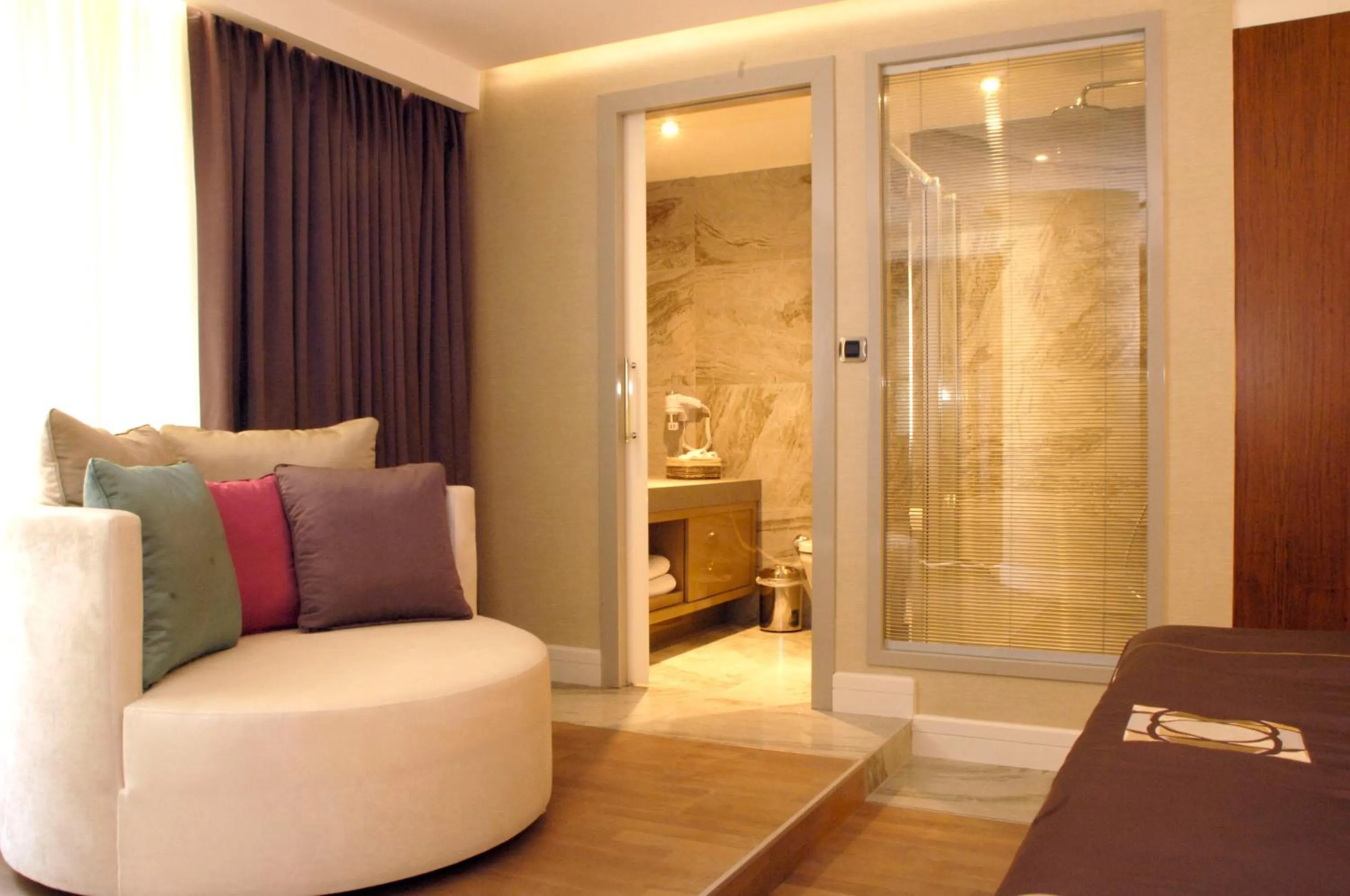 Shower in Taba Luxury Suites and Hotel