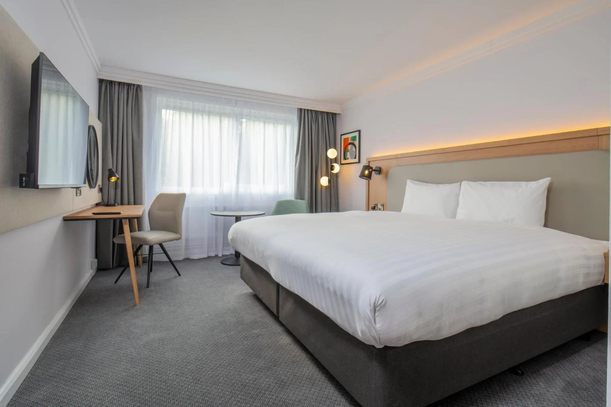 Photo of the whole room, Bed in Holiday Inn Bristol Filton by IHG