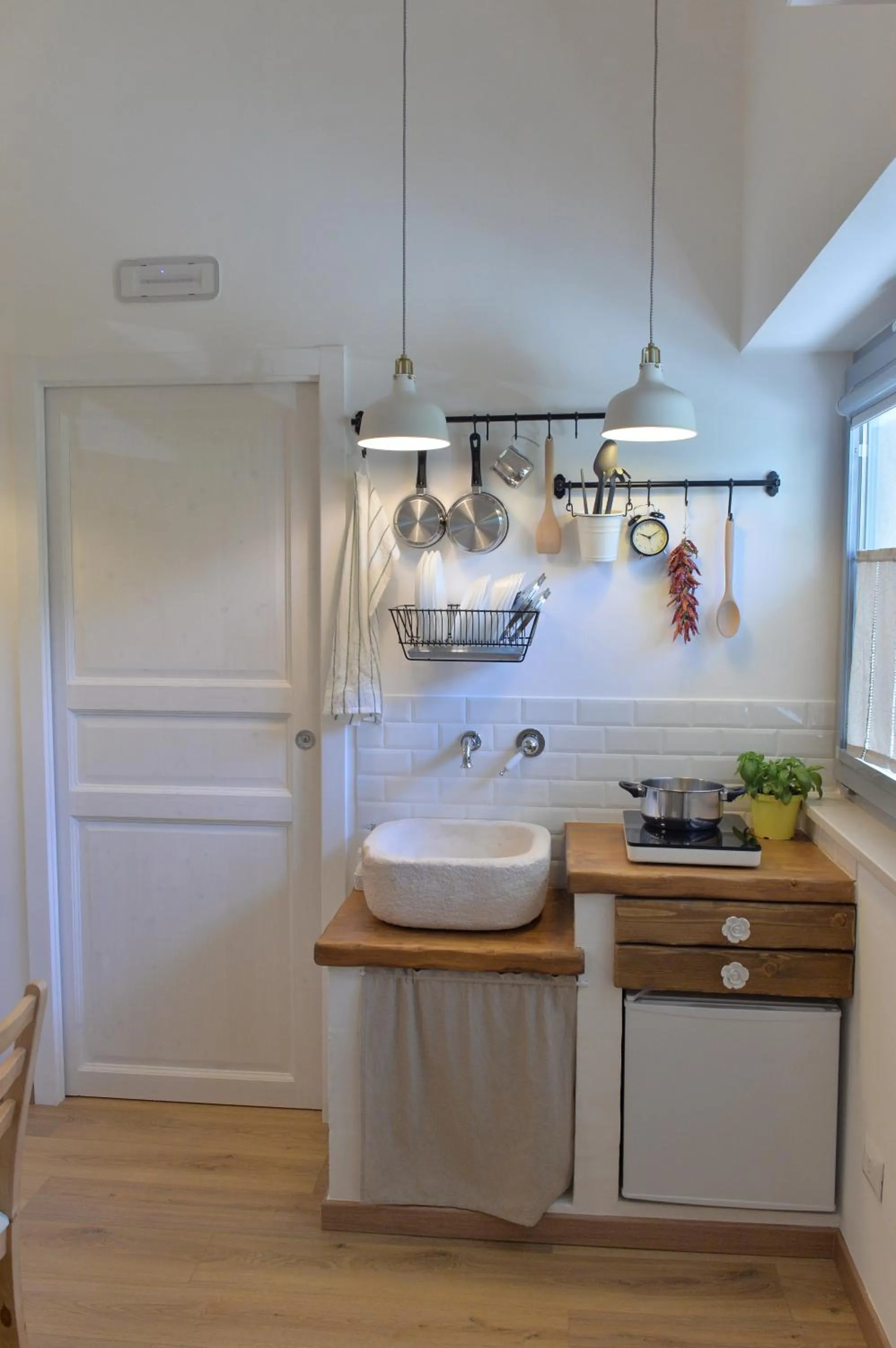 Kitchen or kitchenette in Alba dei Trulli