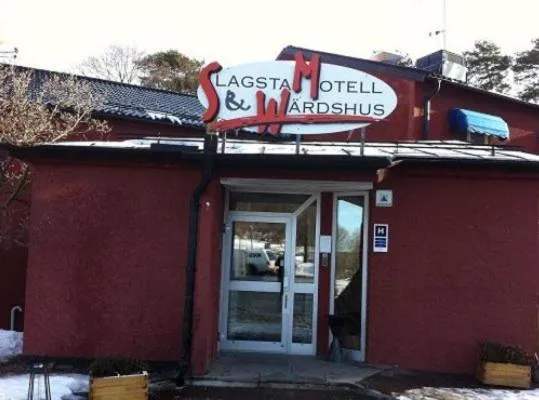 Facade/entrance in Slagsta Motell & Wärdshus