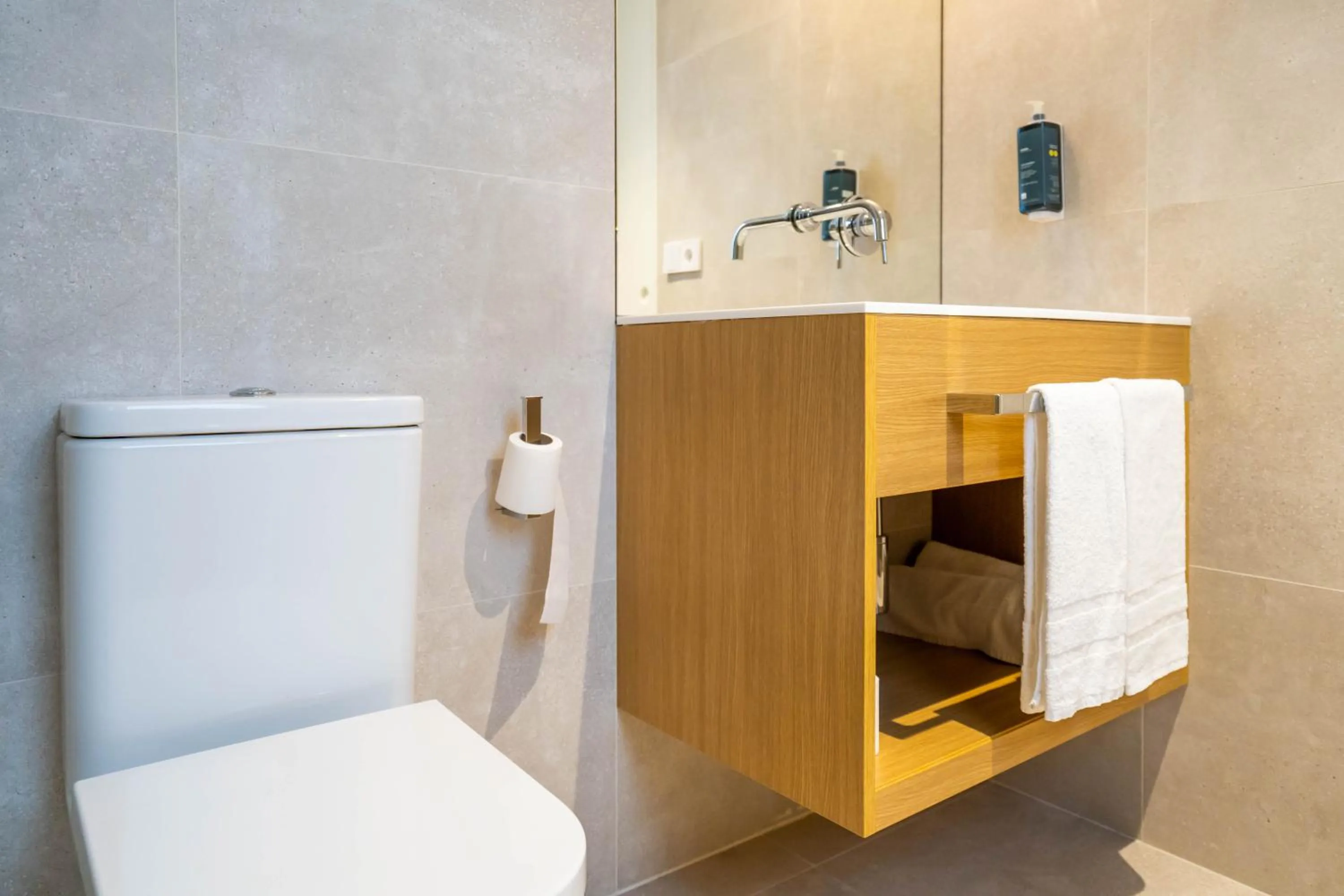 Toilet in Teide Rooms