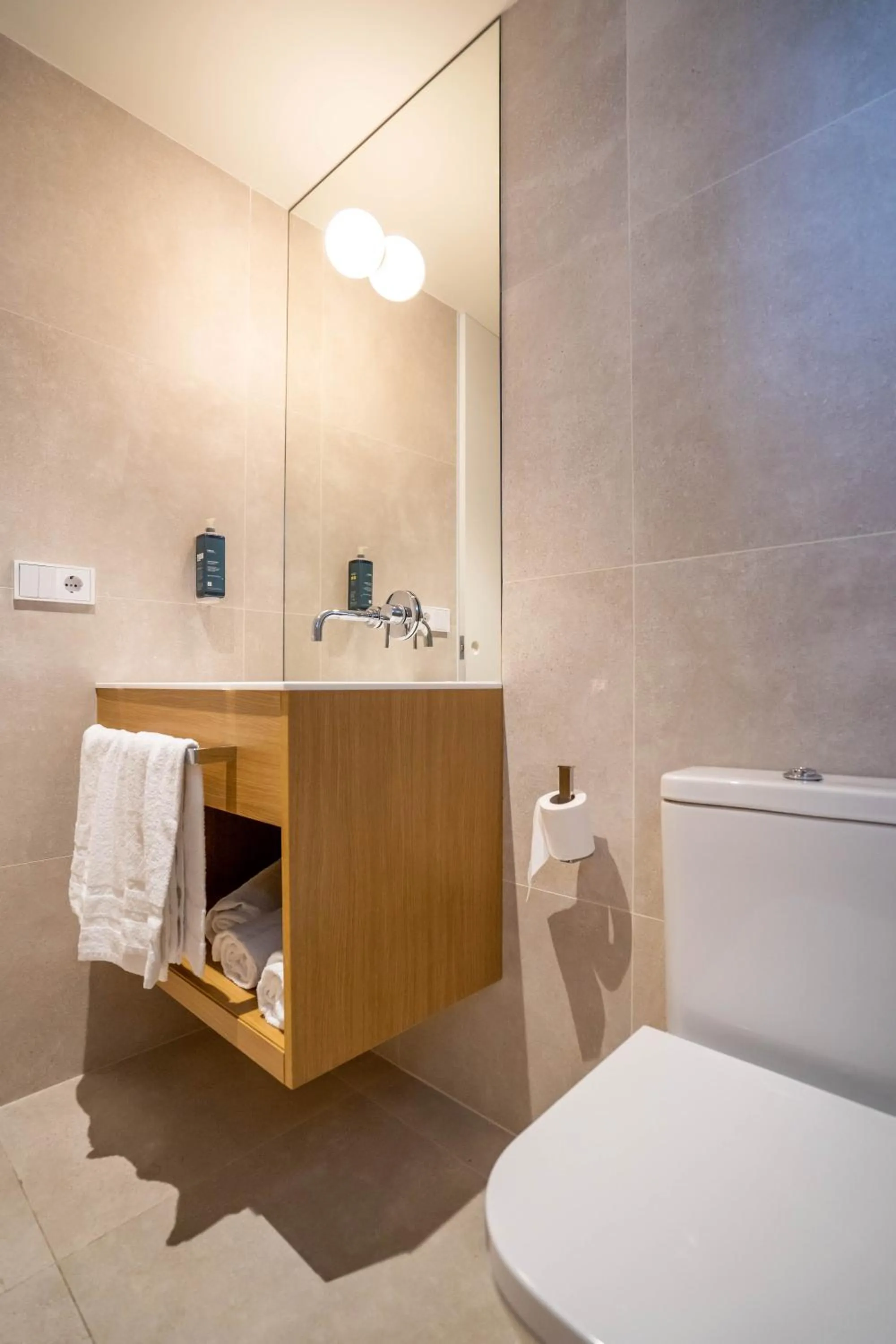 Toilet in Teide Rooms