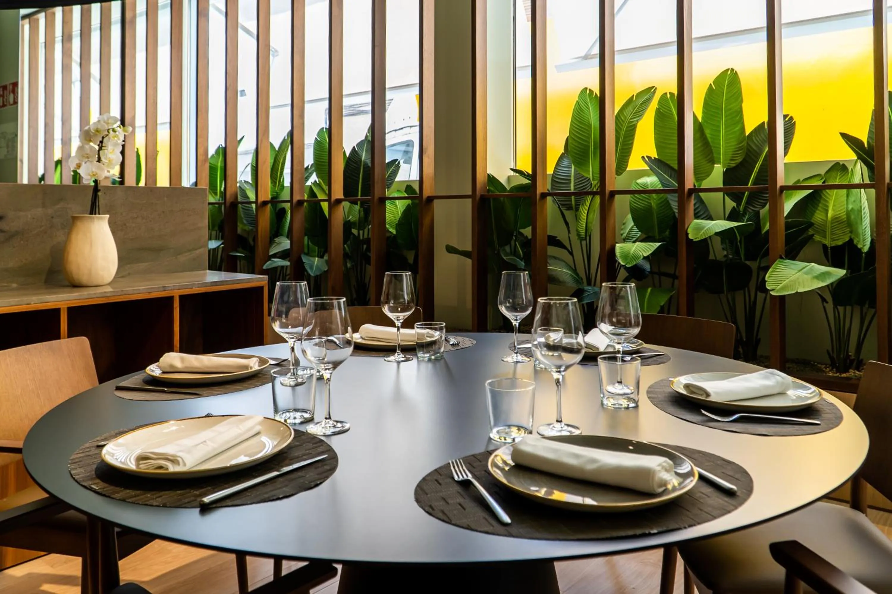 Restaurant/places to eat in Teide Rooms