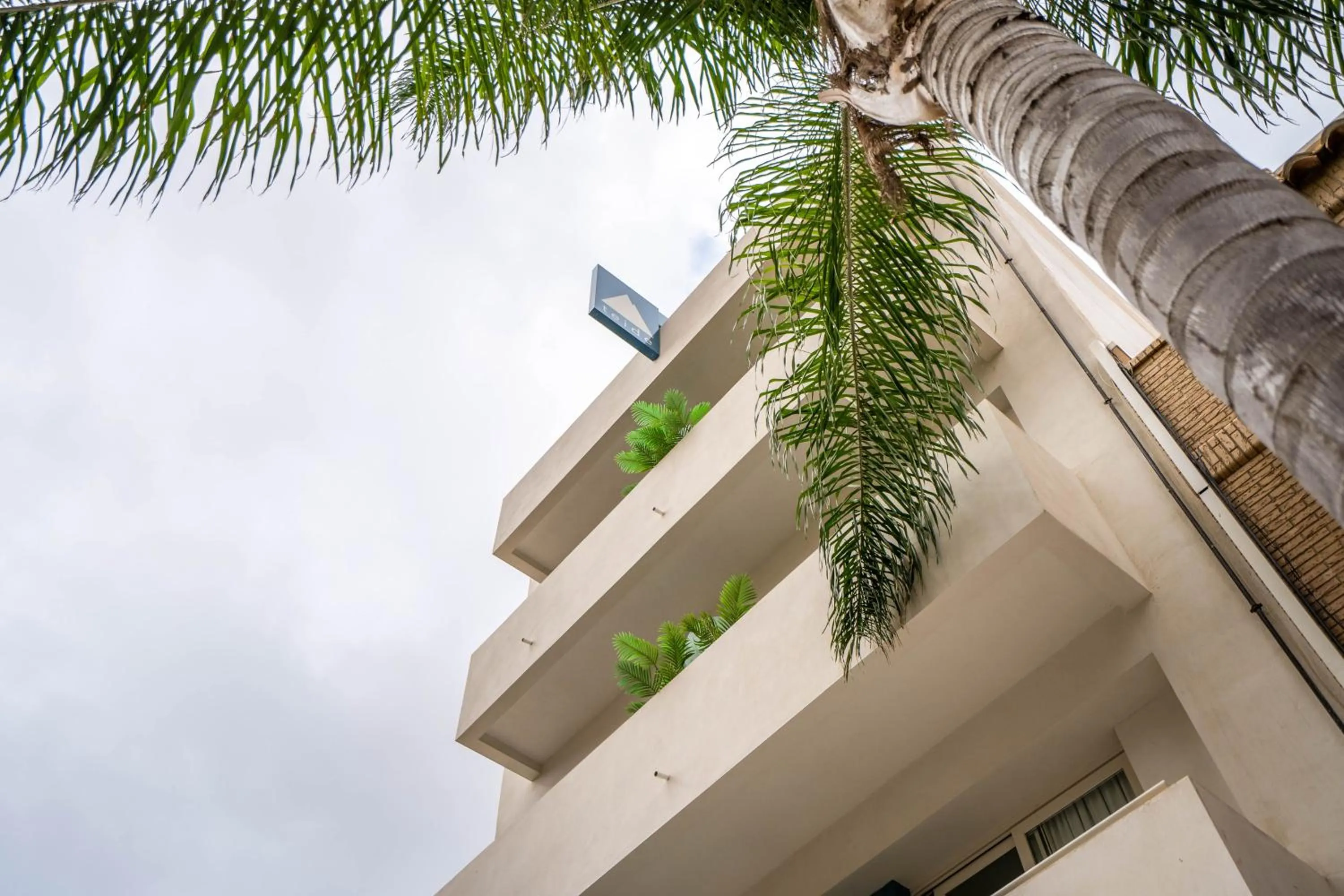 Facade/entrance in Teide Rooms