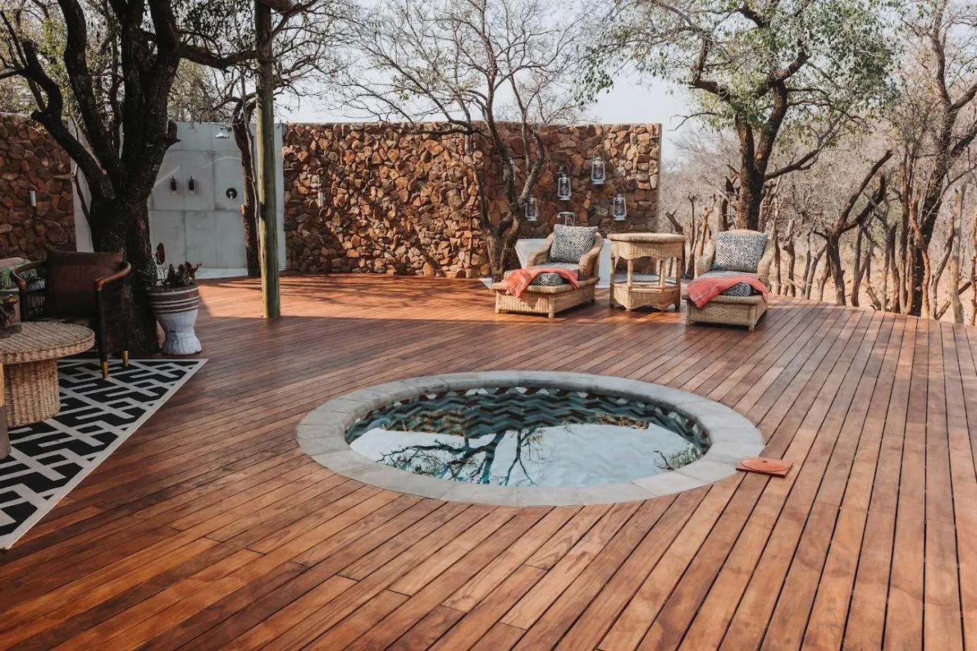 Patio in Lush Private Game Lodge