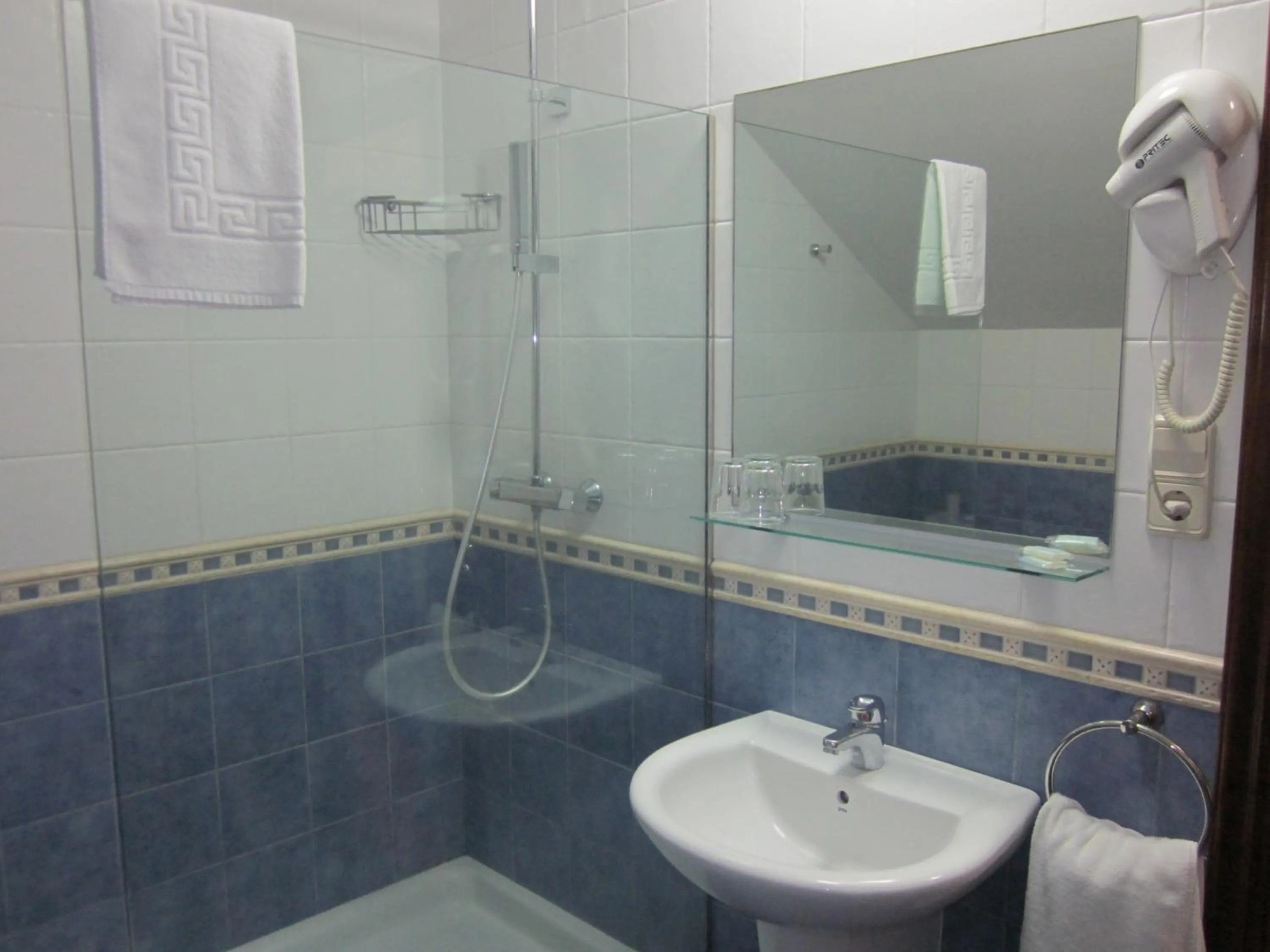 Bathroom in Hotel Restaurante Loureiro