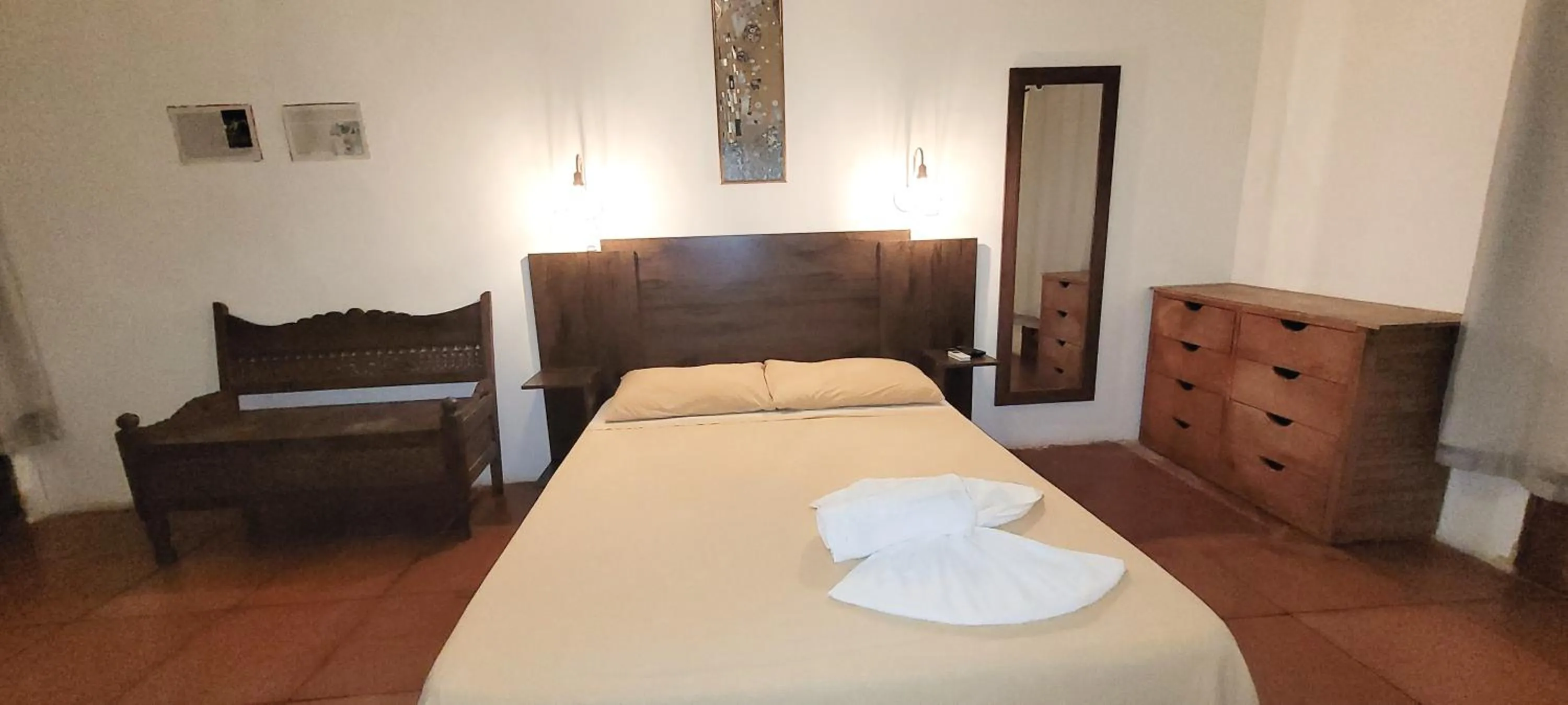 Photo of the whole room, Bed in Imbassaí Pousada Hostel Lujimba