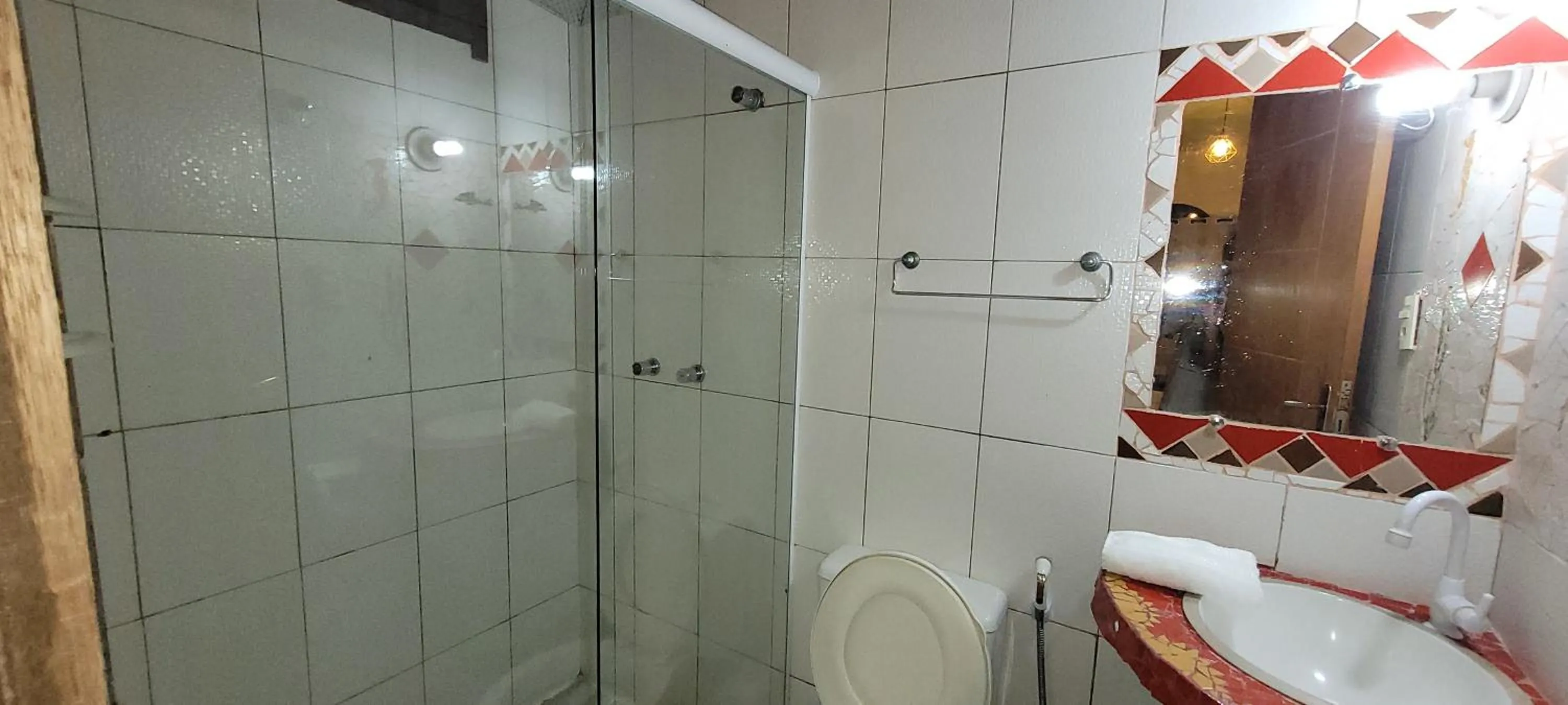 Bathroom in Imbassaí Pousada Hostel Lujimba