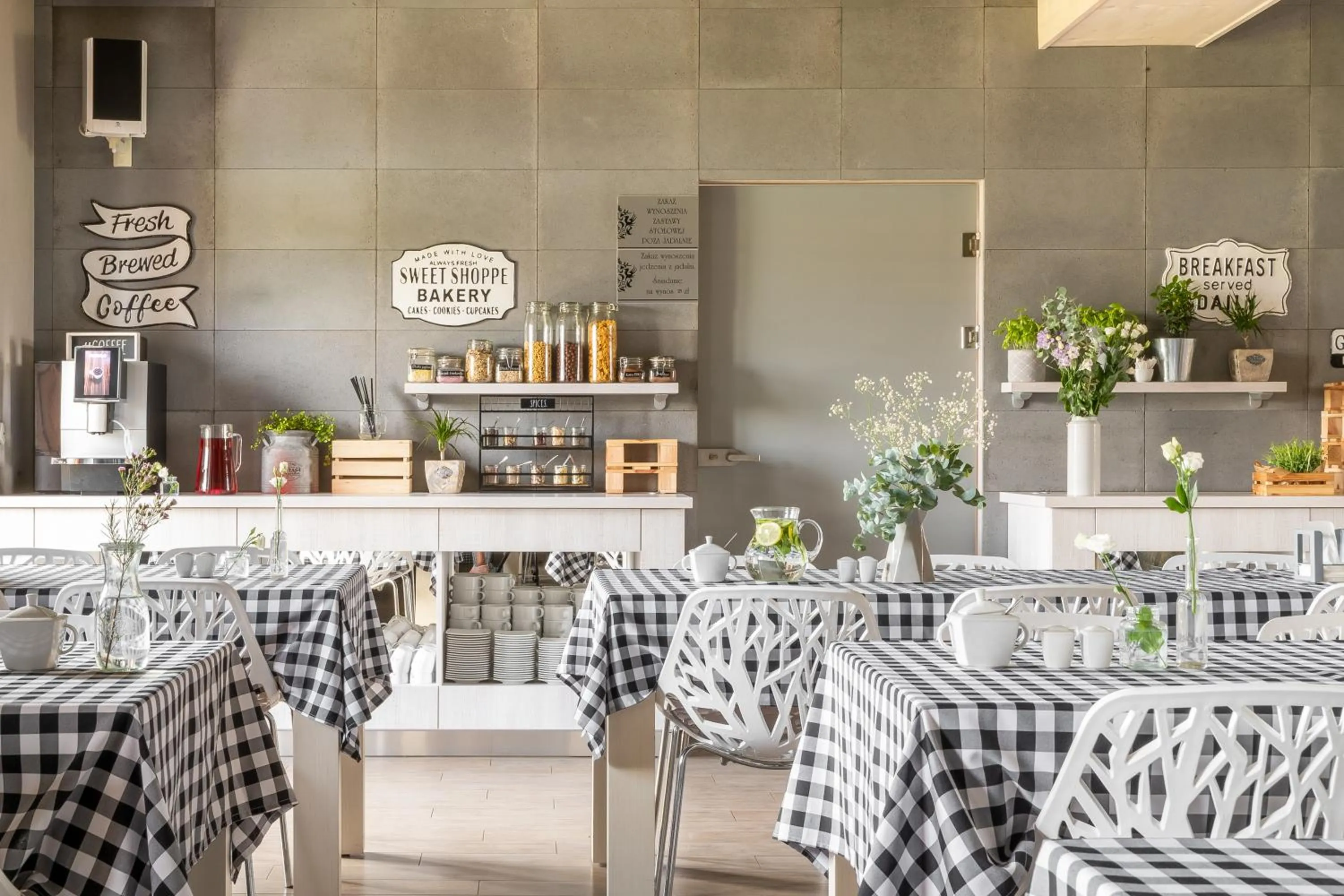 Dining area in Silverton -sauna,jacuzzi,mini siłownia,bar sezonowy, przyjazny rodzinom