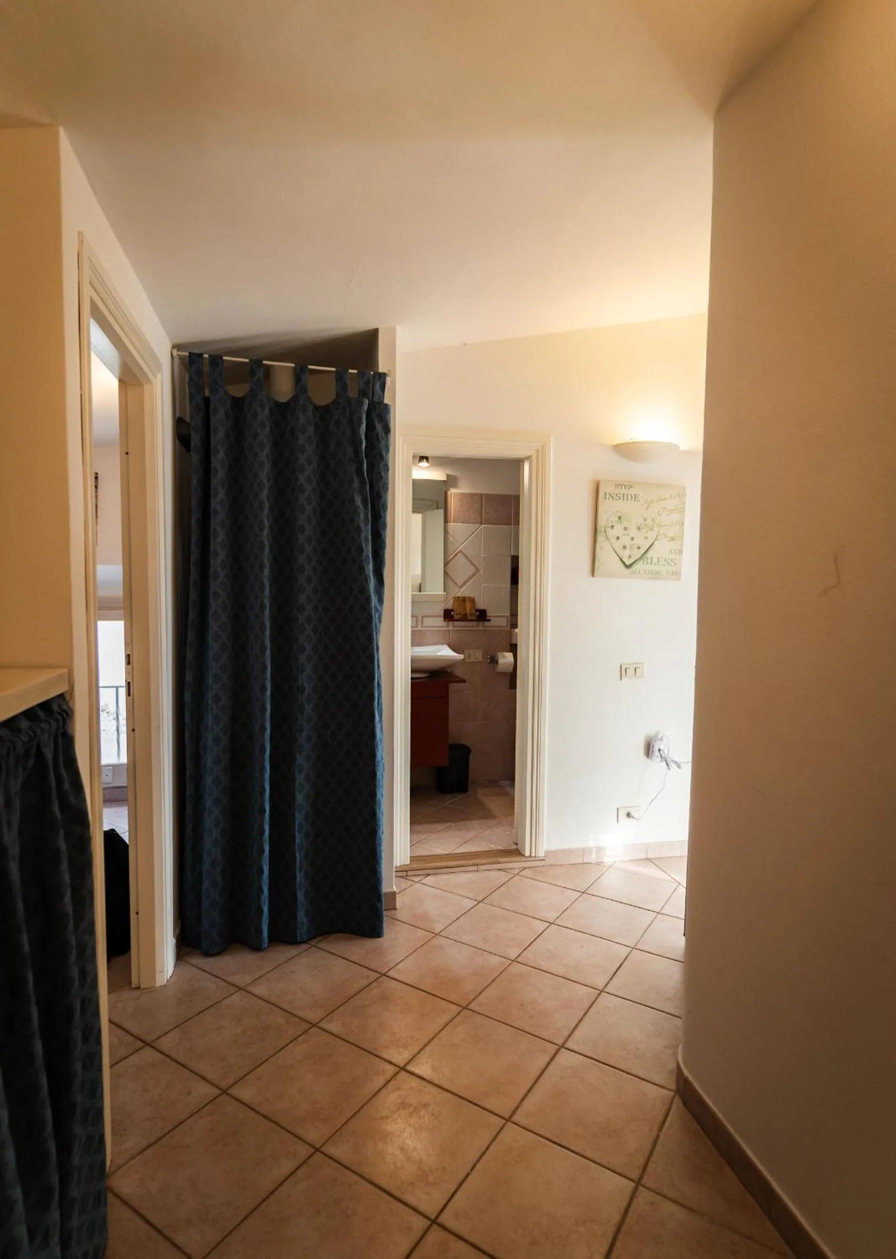 Floor plan in holidaycasa Macca - Confortevole e con vista mare