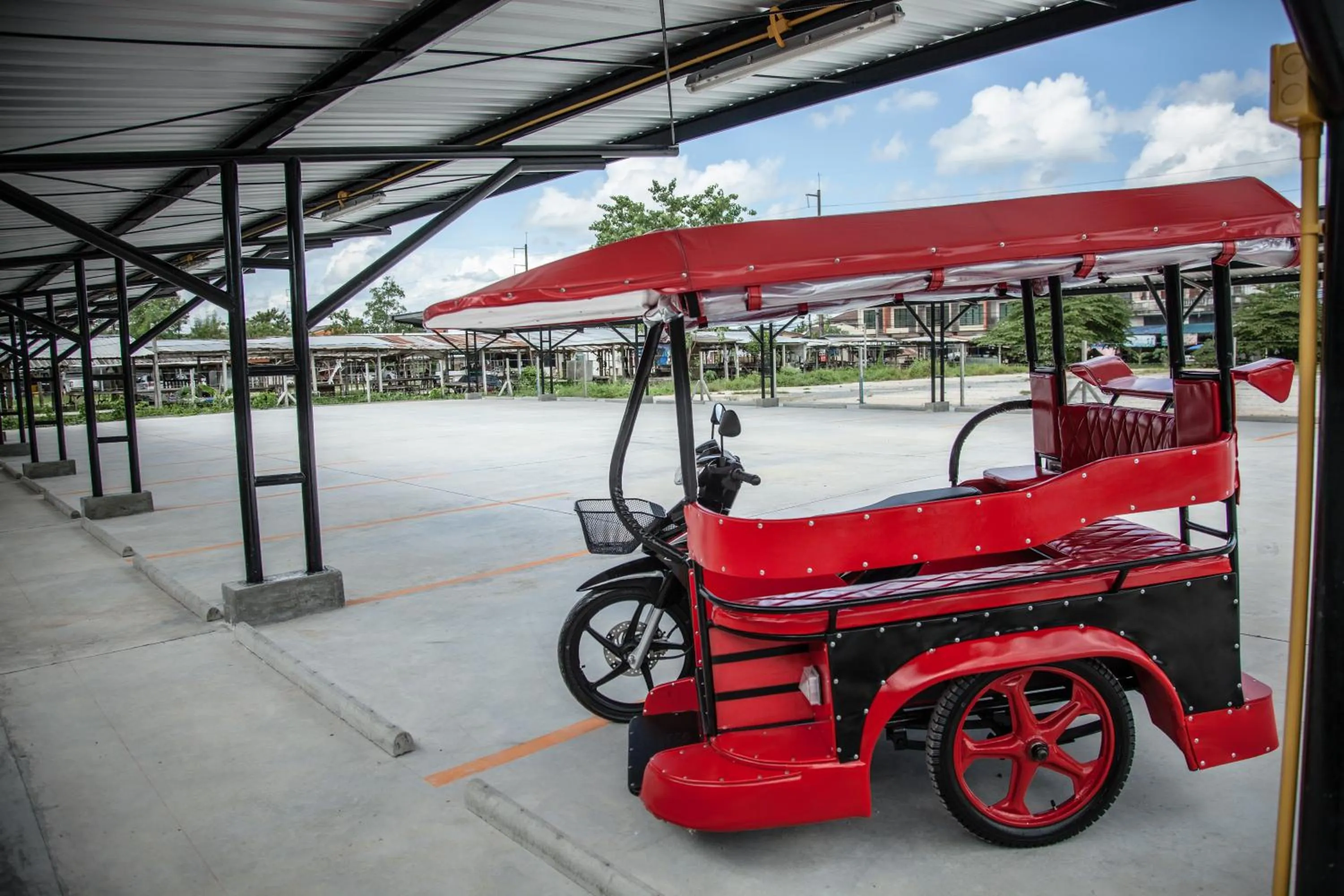 Logo/Certificate/Sign in M1 Hotel