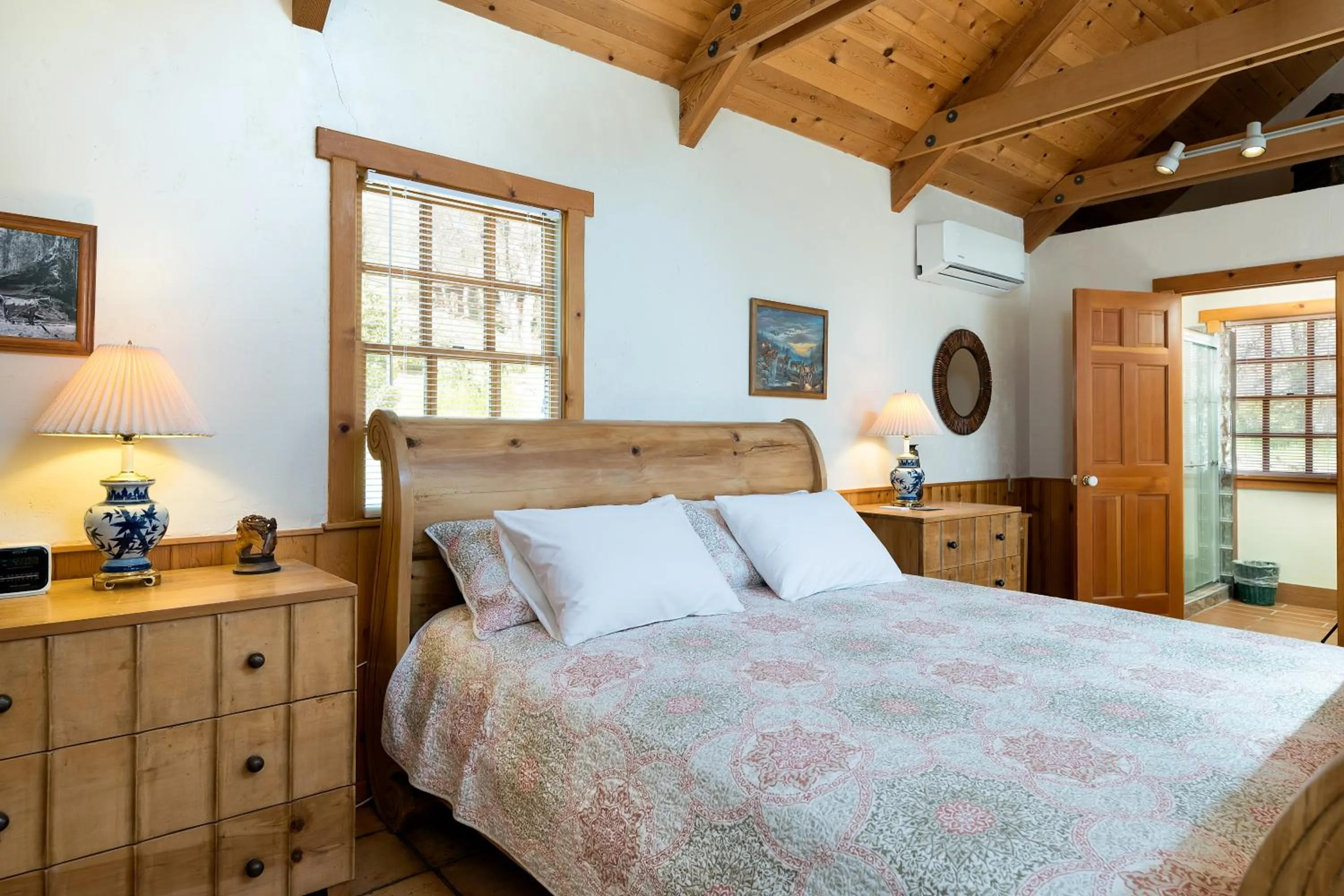 Bedroom in Homestead Cottages