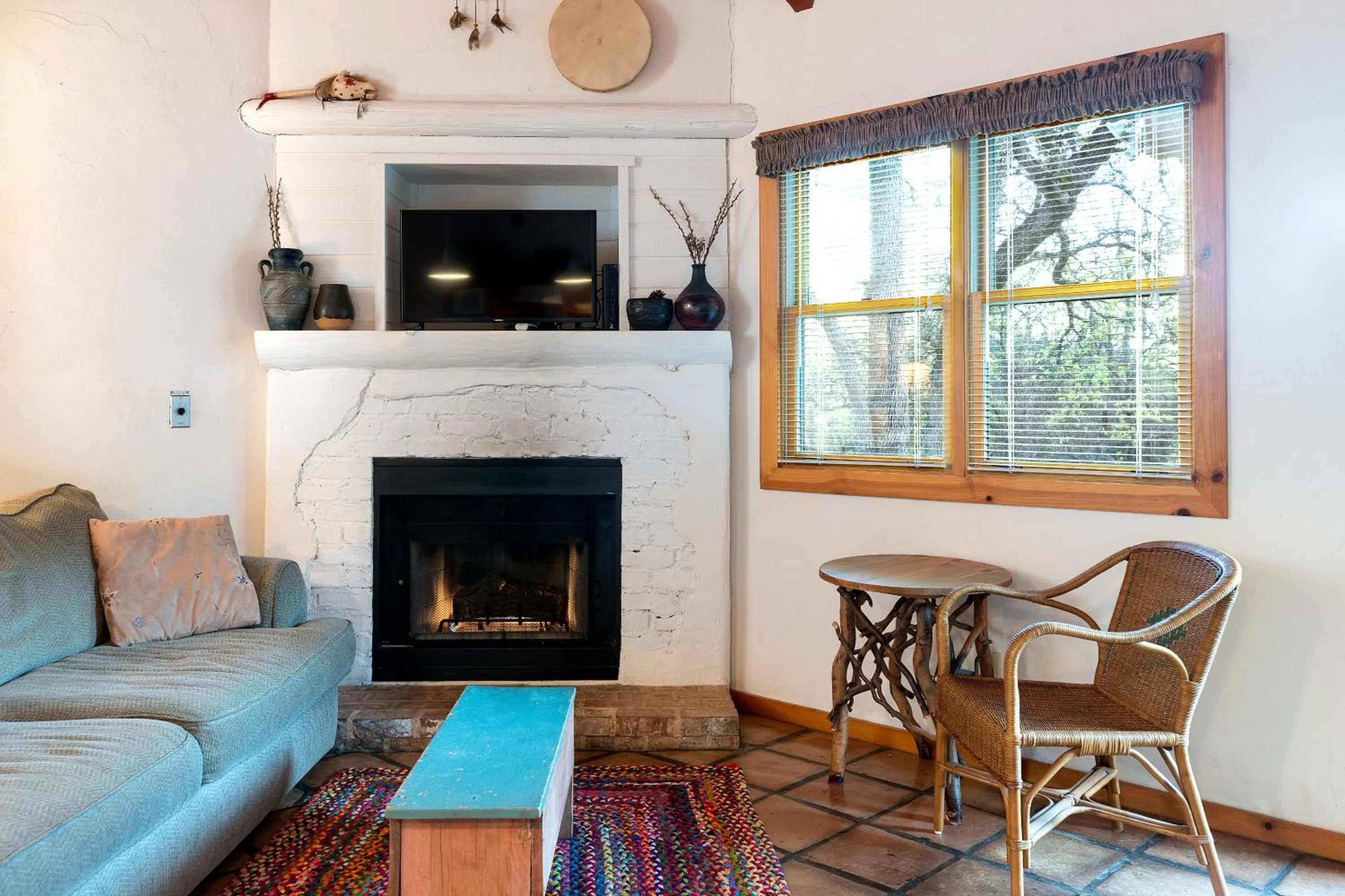 Dining area in Homestead Cottages