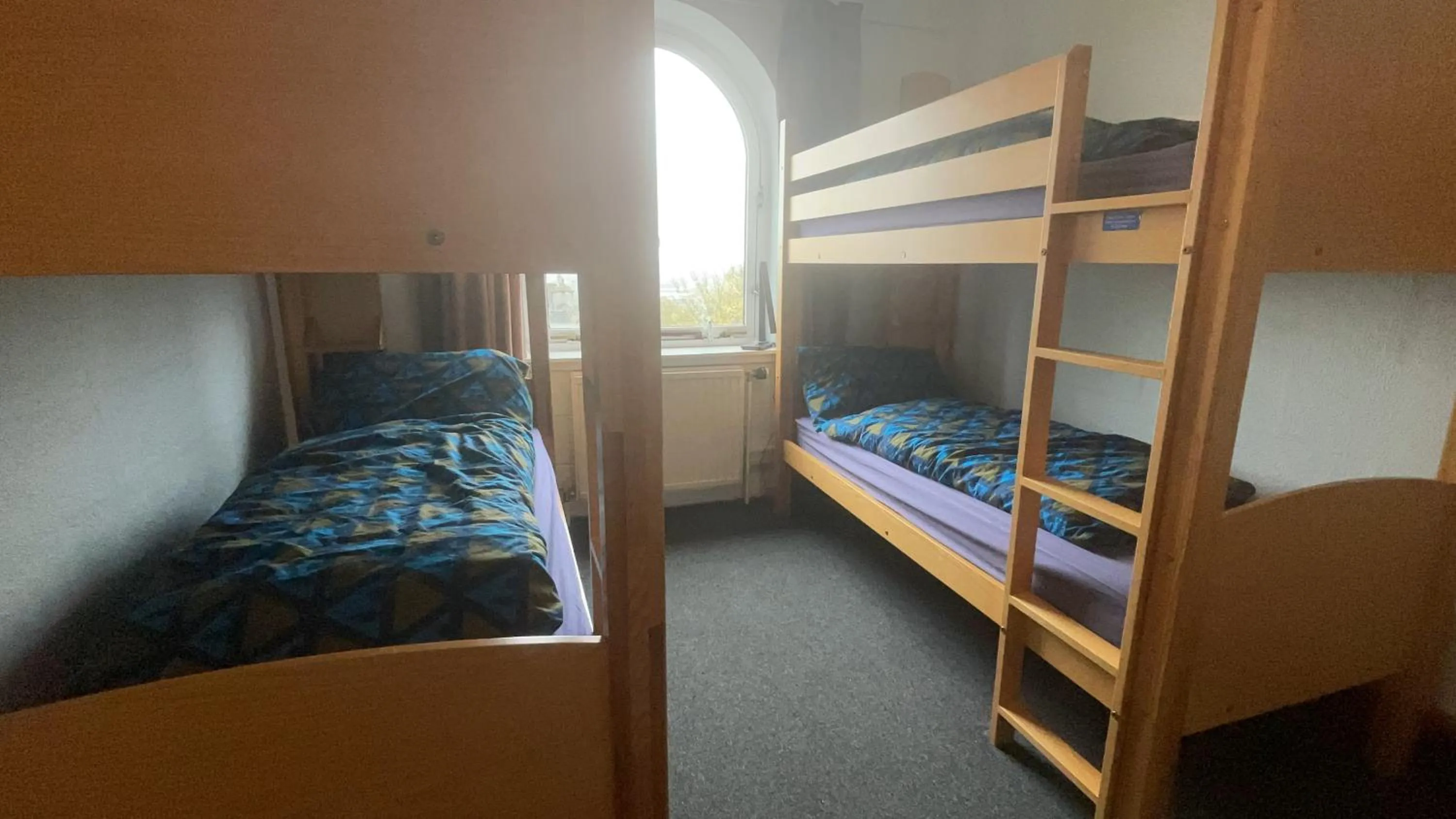 Bed in Stirling Youth Hostel