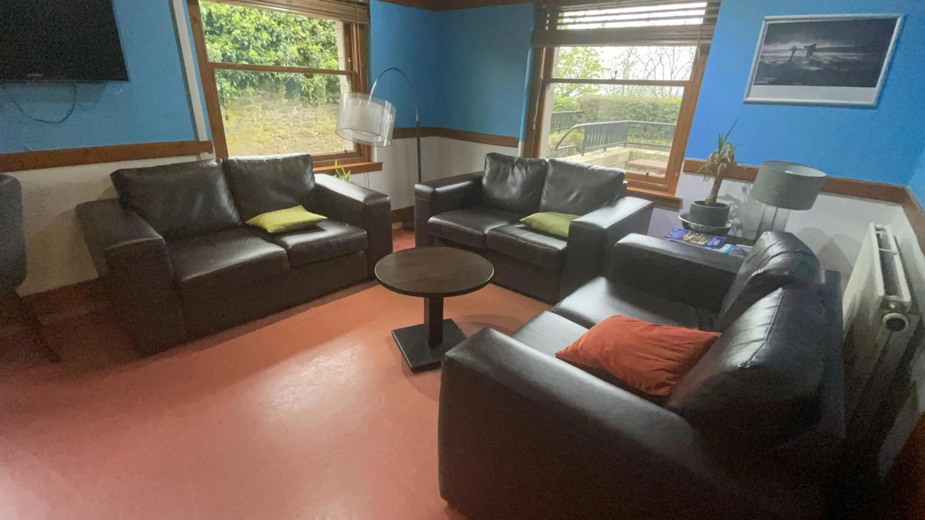 Seating area in Stirling Youth Hostel