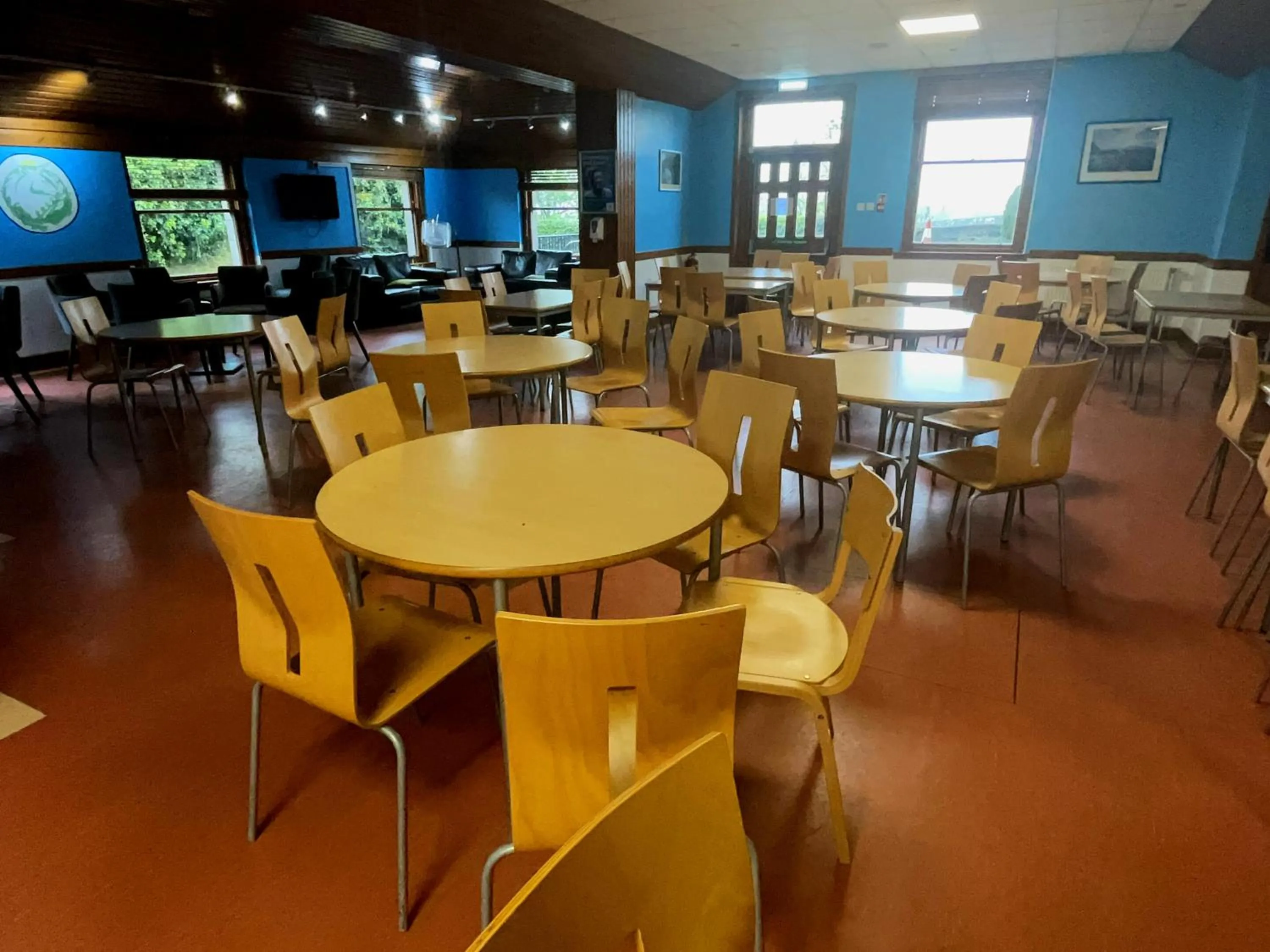 Dining area in Stirling Youth Hostel
