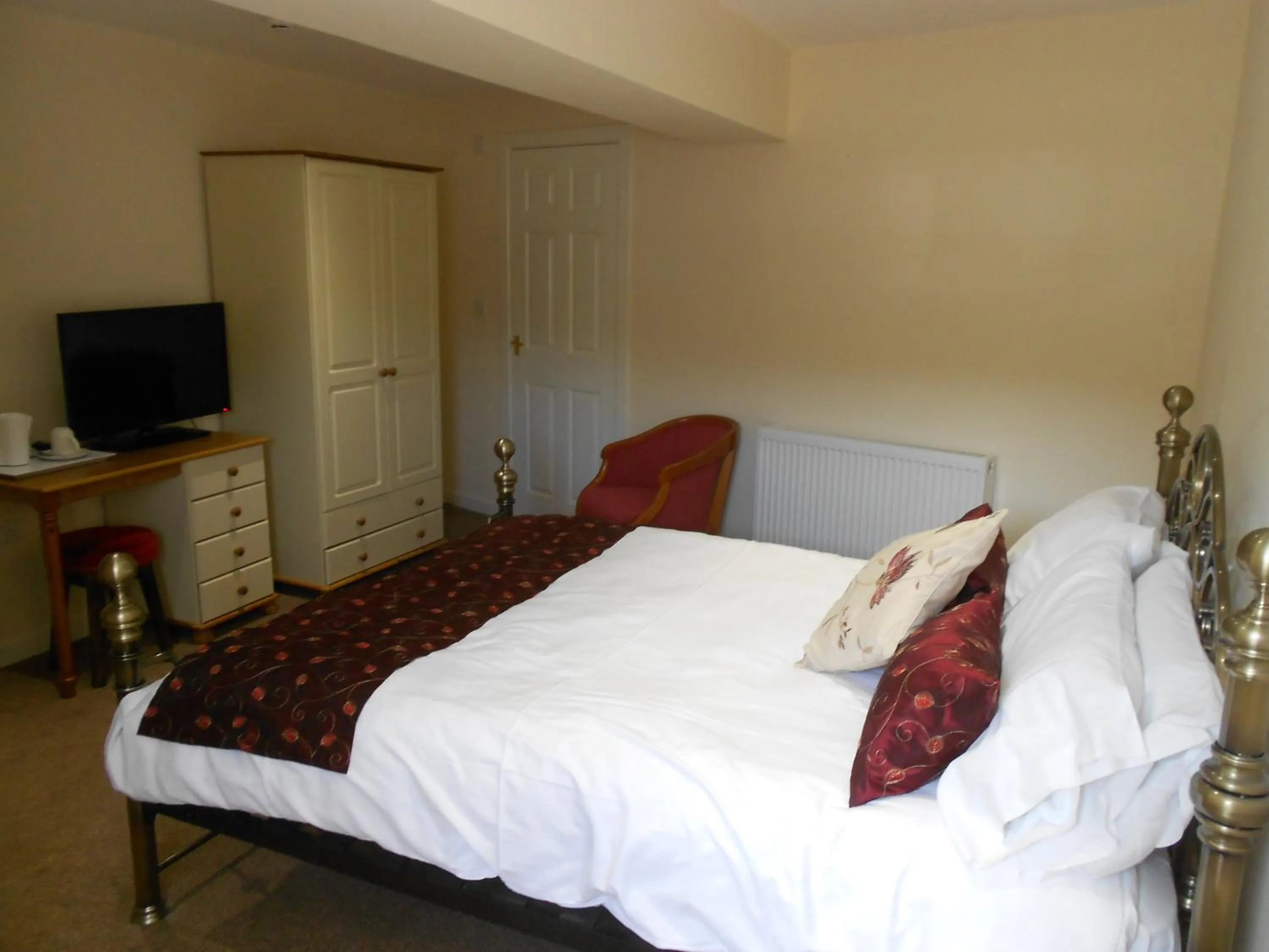 The Glan Yr Afon Inn