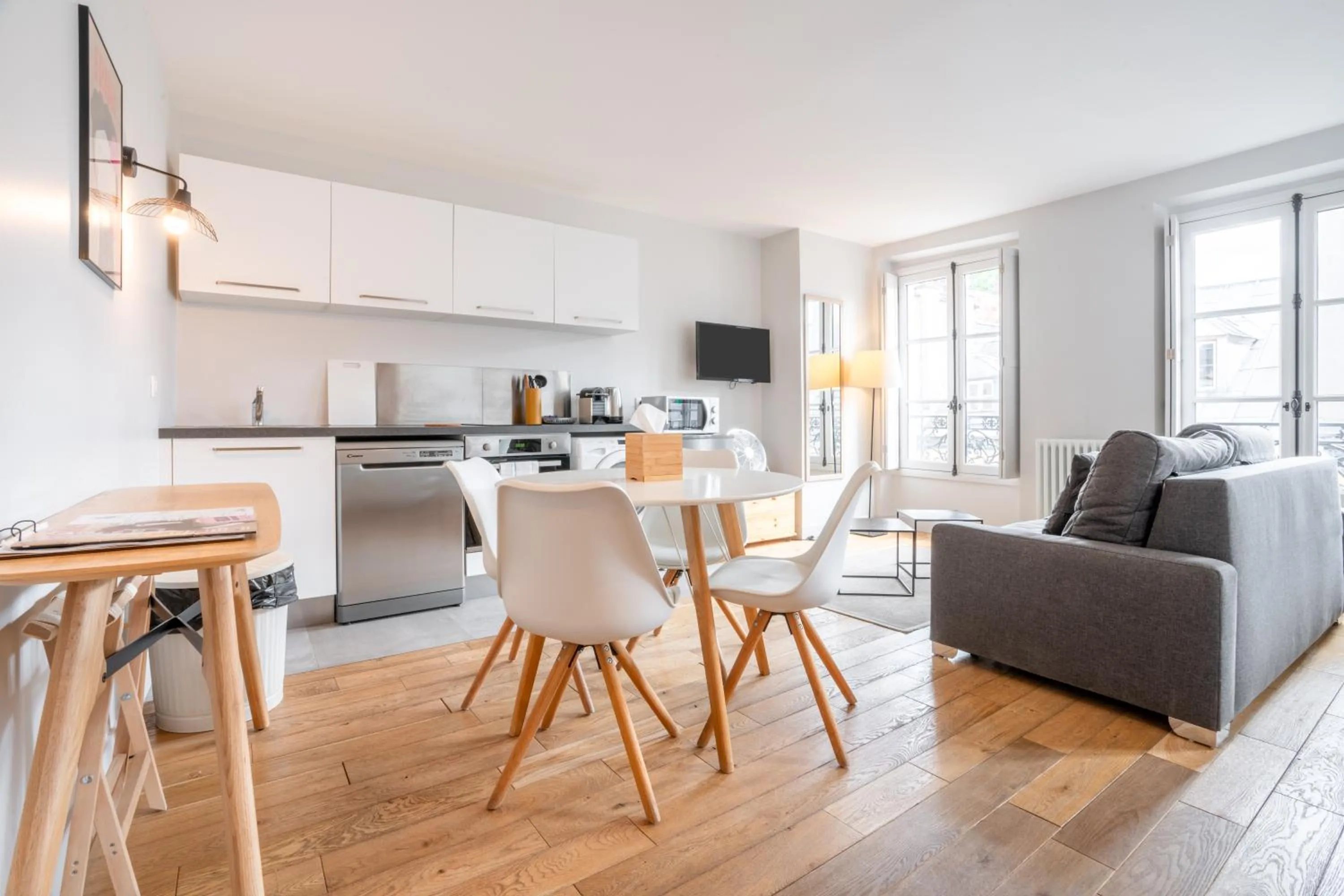 TV and multimedia in Apparts de l'Oncle Louis