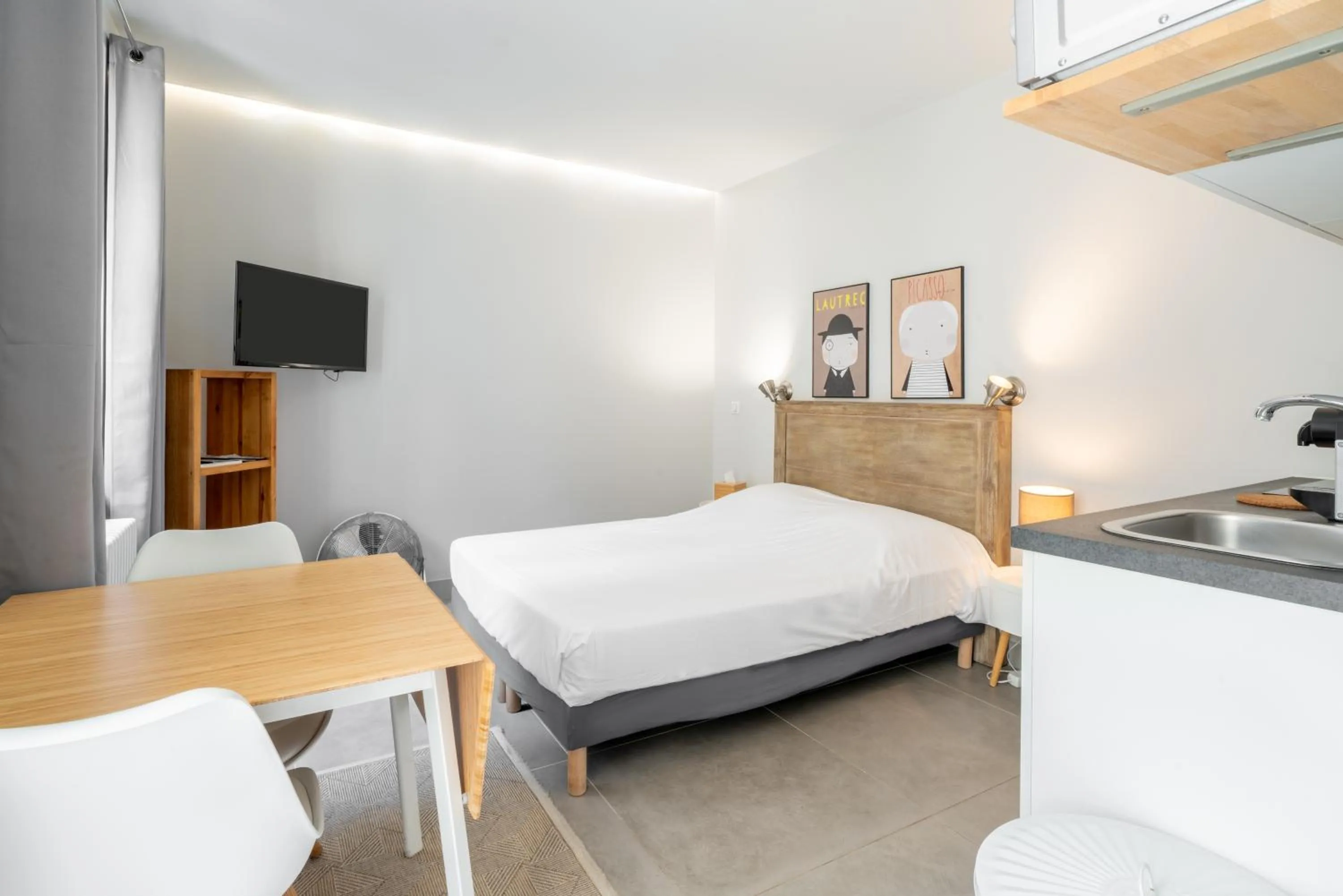 Bed in Apparts de l'Oncle Louis